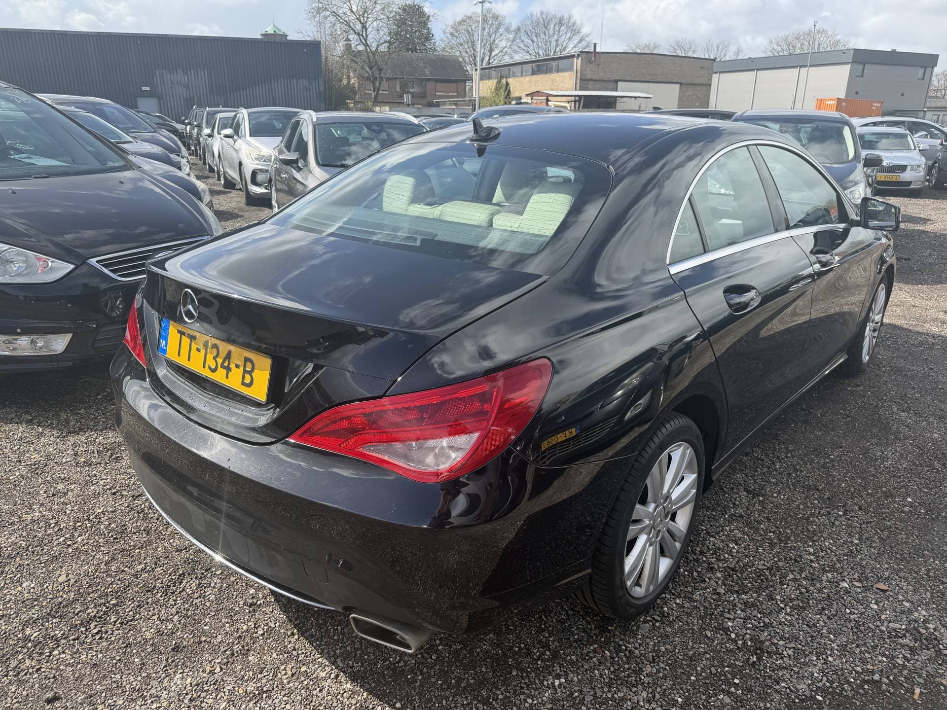 Mercedes-Benz CLA thumbnail 5