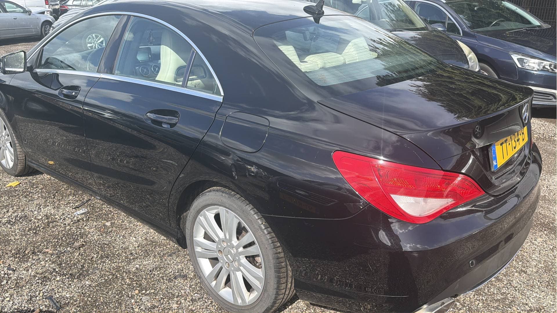 Mercedes-Benz CLA thumbnail 7