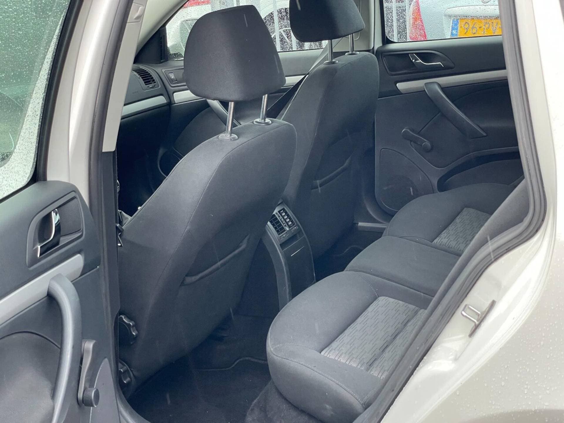 Skoda Octavia thumbnail 11