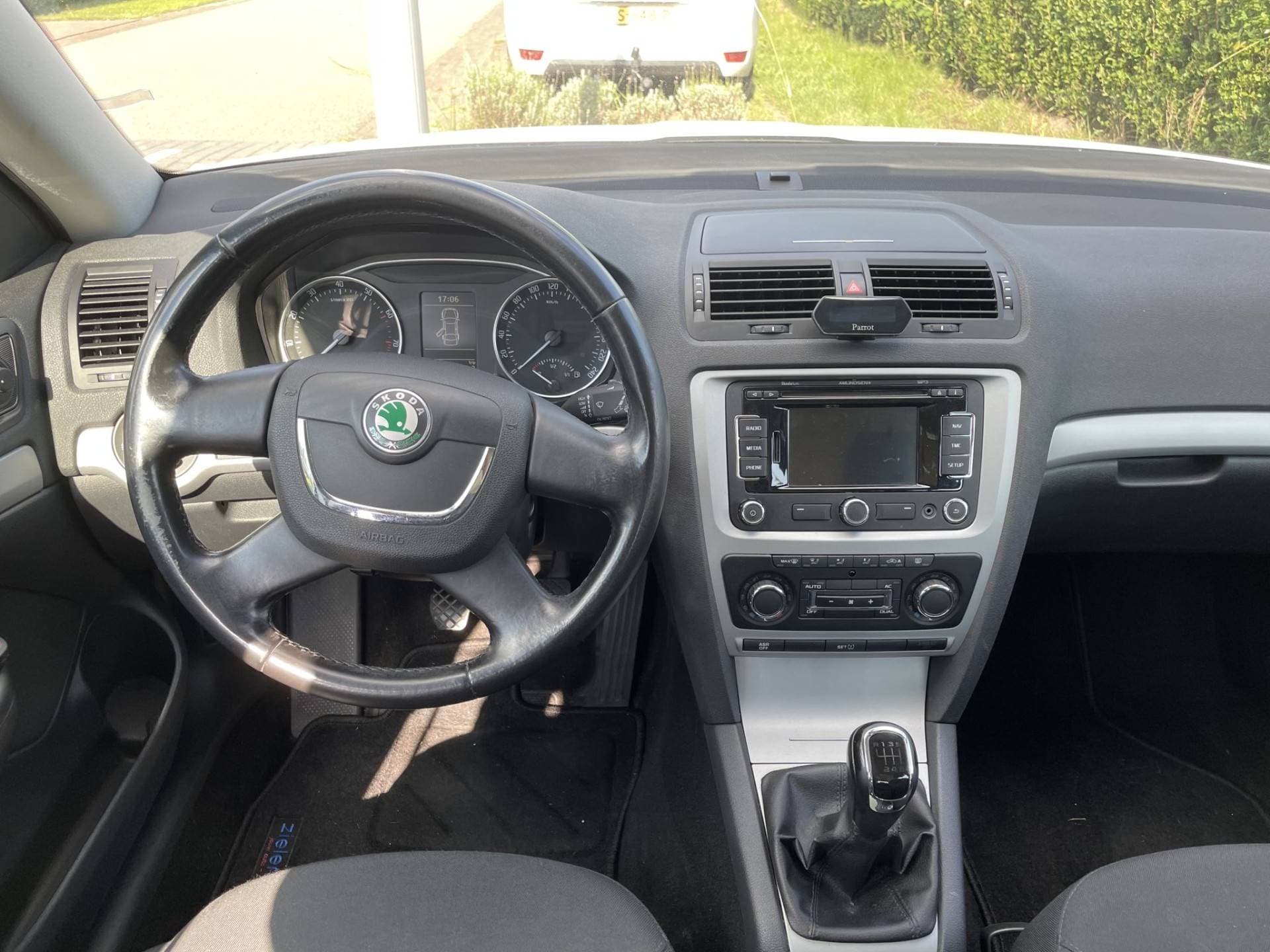 Skoda Octavia thumbnail 8