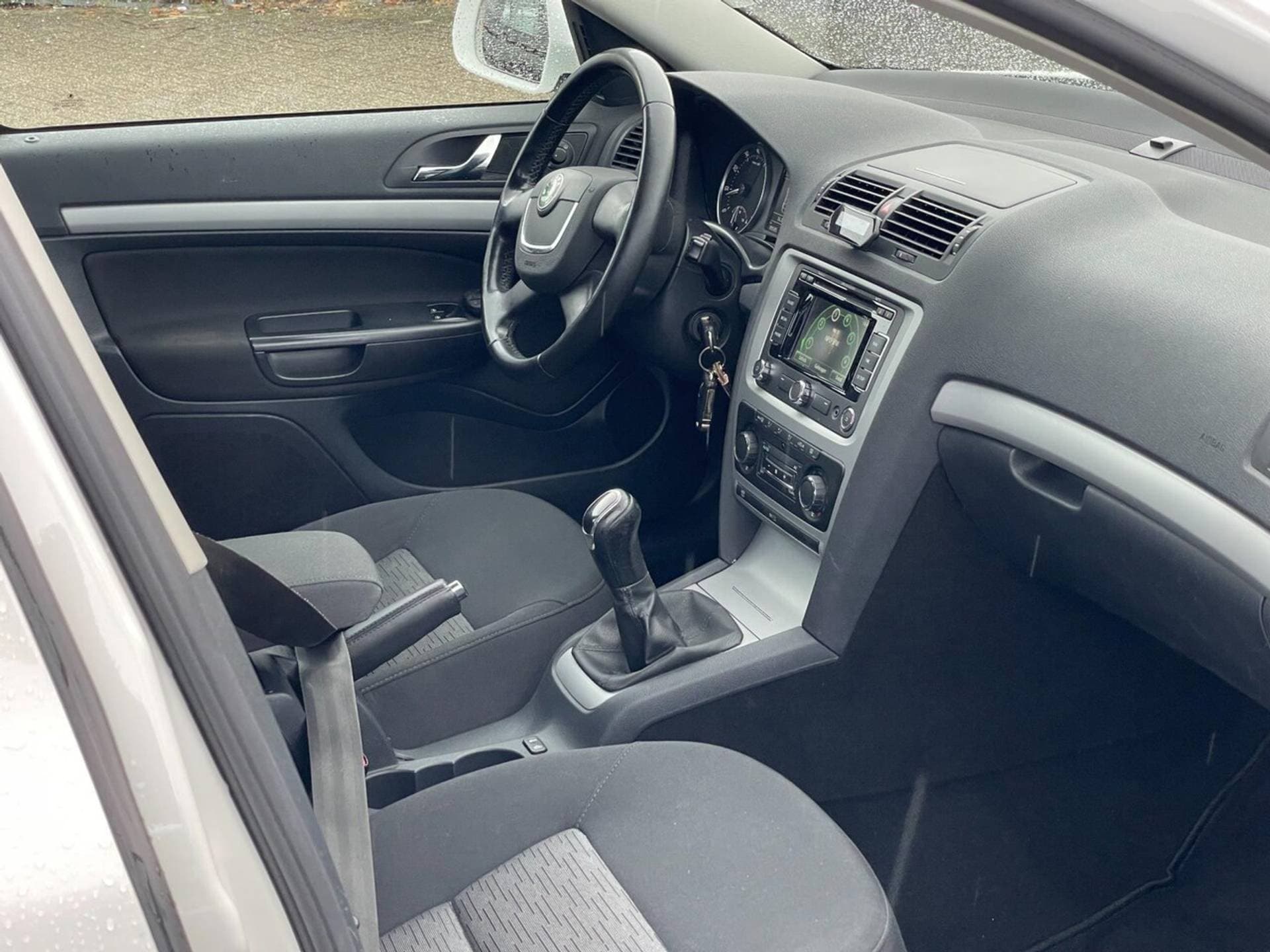 Skoda Octavia thumbnail 10