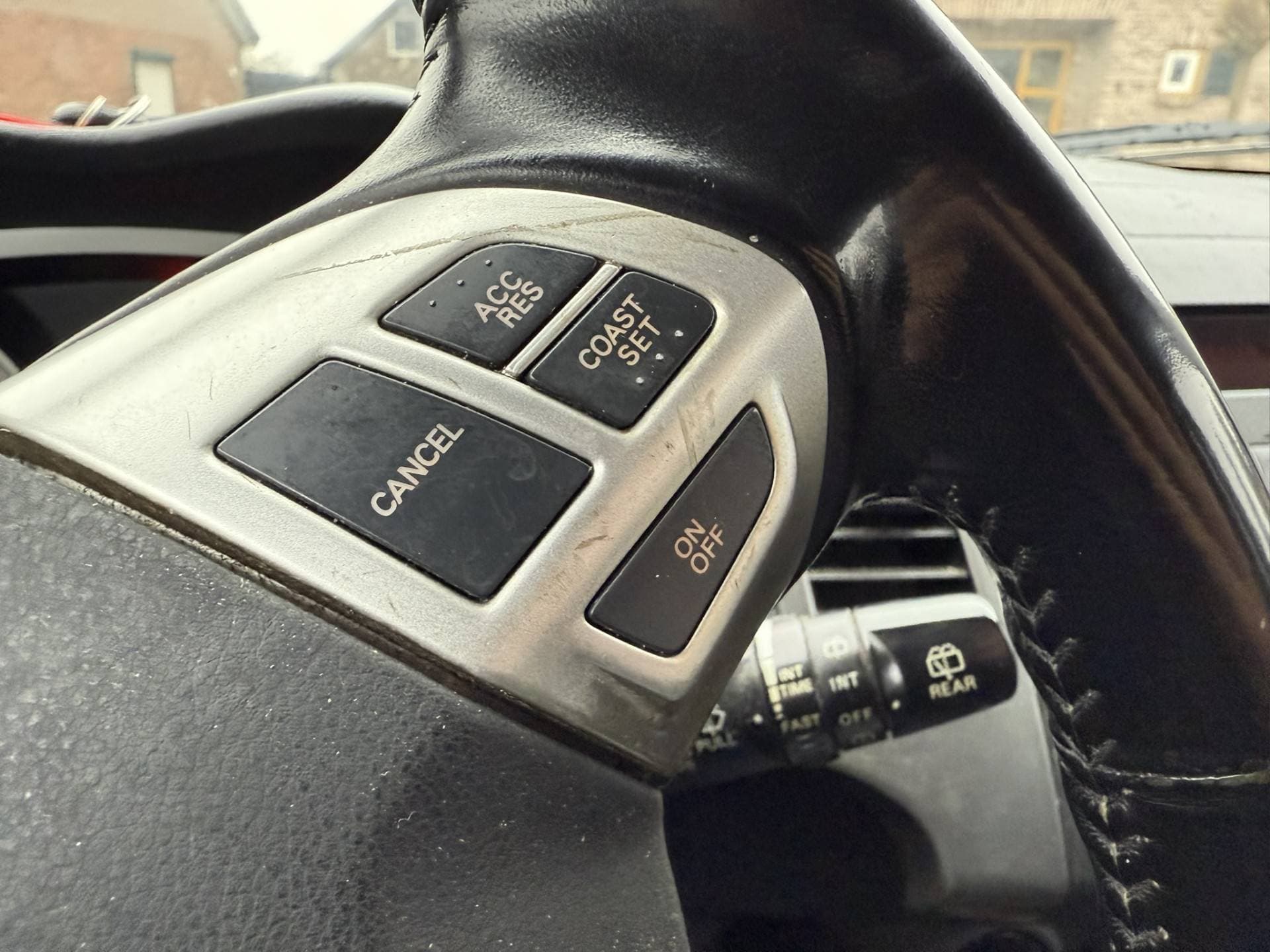 Mitsubishi Outlander thumbnail 18