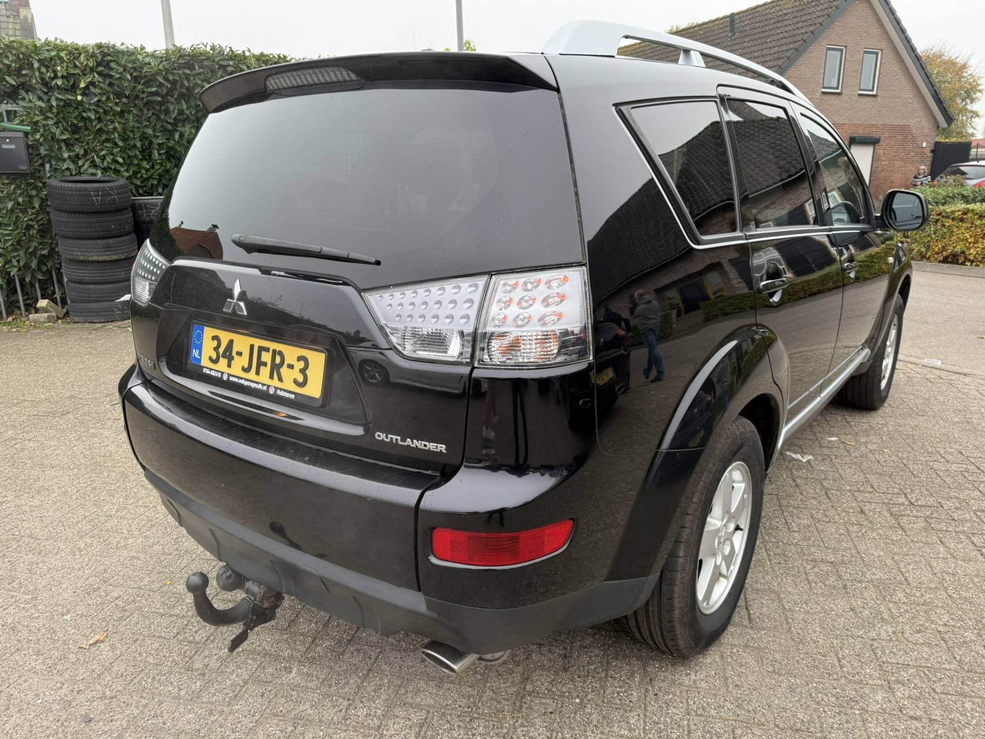 Mitsubishi Outlander thumbnail 7