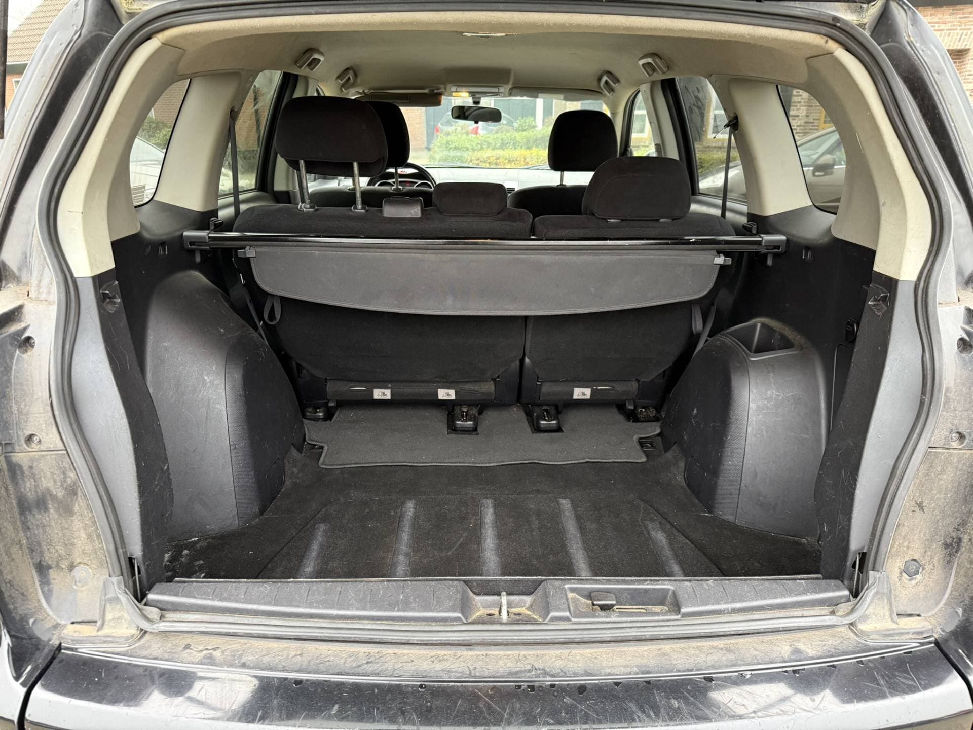 Mitsubishi Outlander thumbnail 10