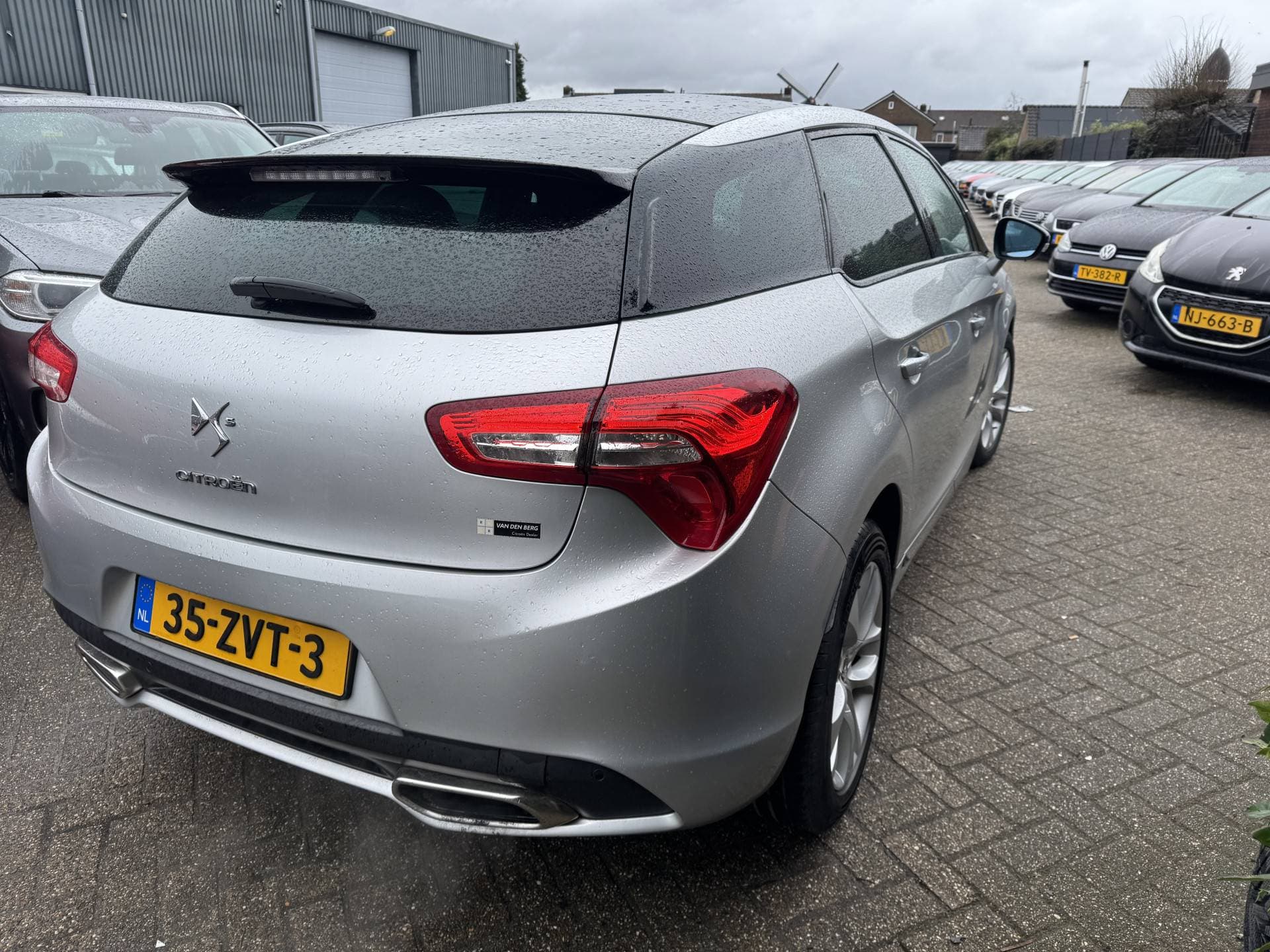 Citroën DS5 1.6 THP Business Executive Automaat thumbnail 6