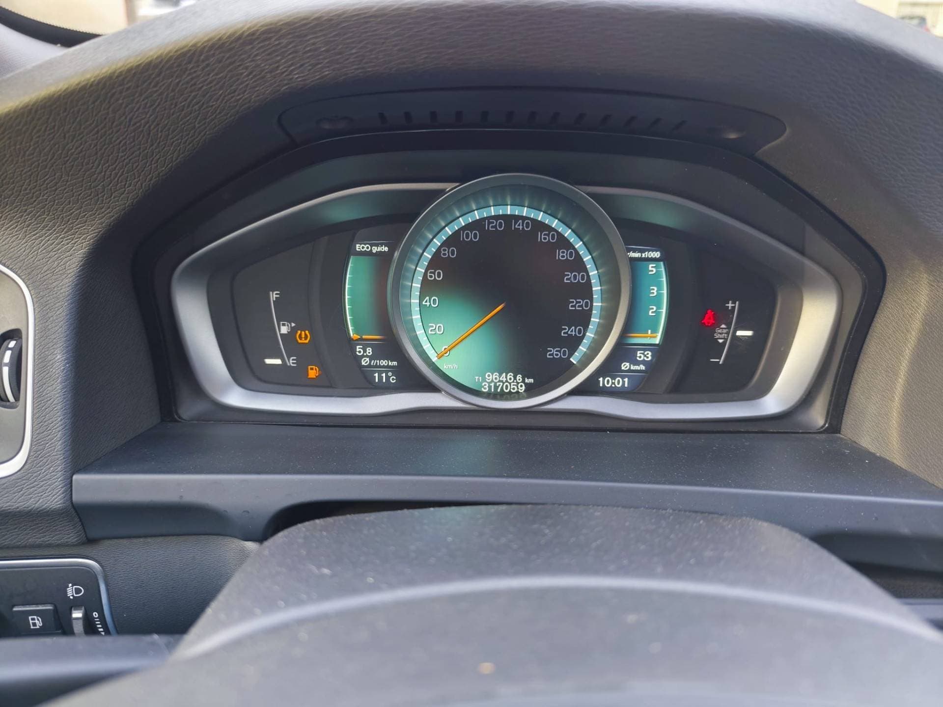 Volvo V60 thumbnail 5