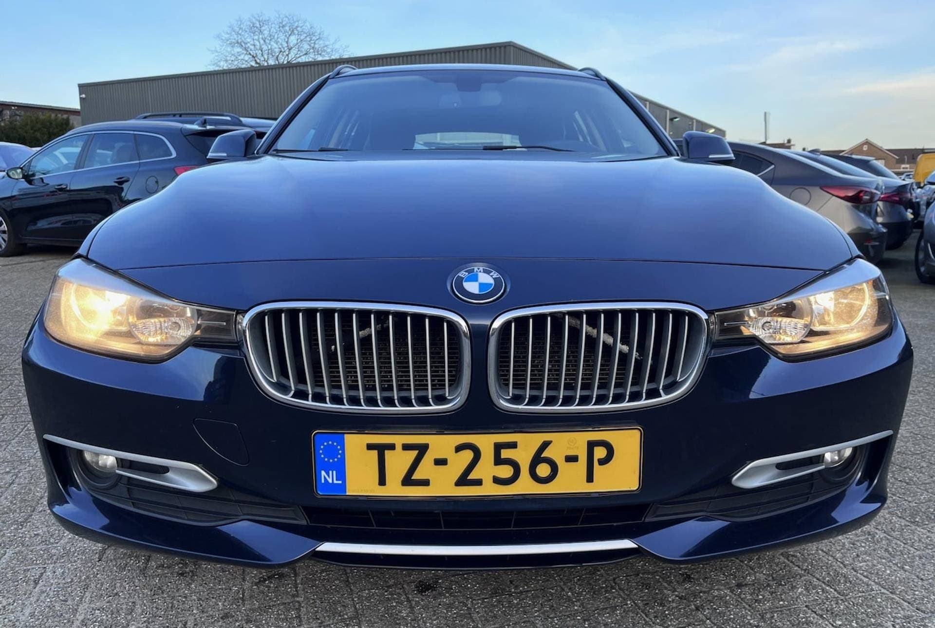 Bmw 3 Serie thumbnail 3