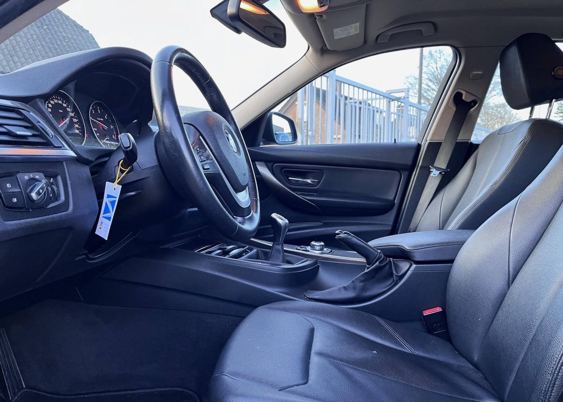 Bmw 3 Serie thumbnail 10