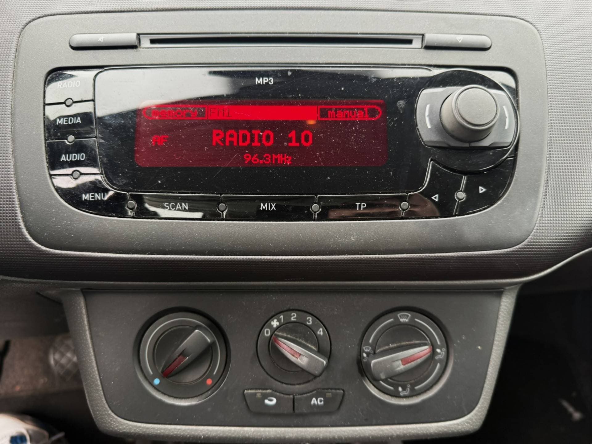 Seat Ibiza thumbnail 12