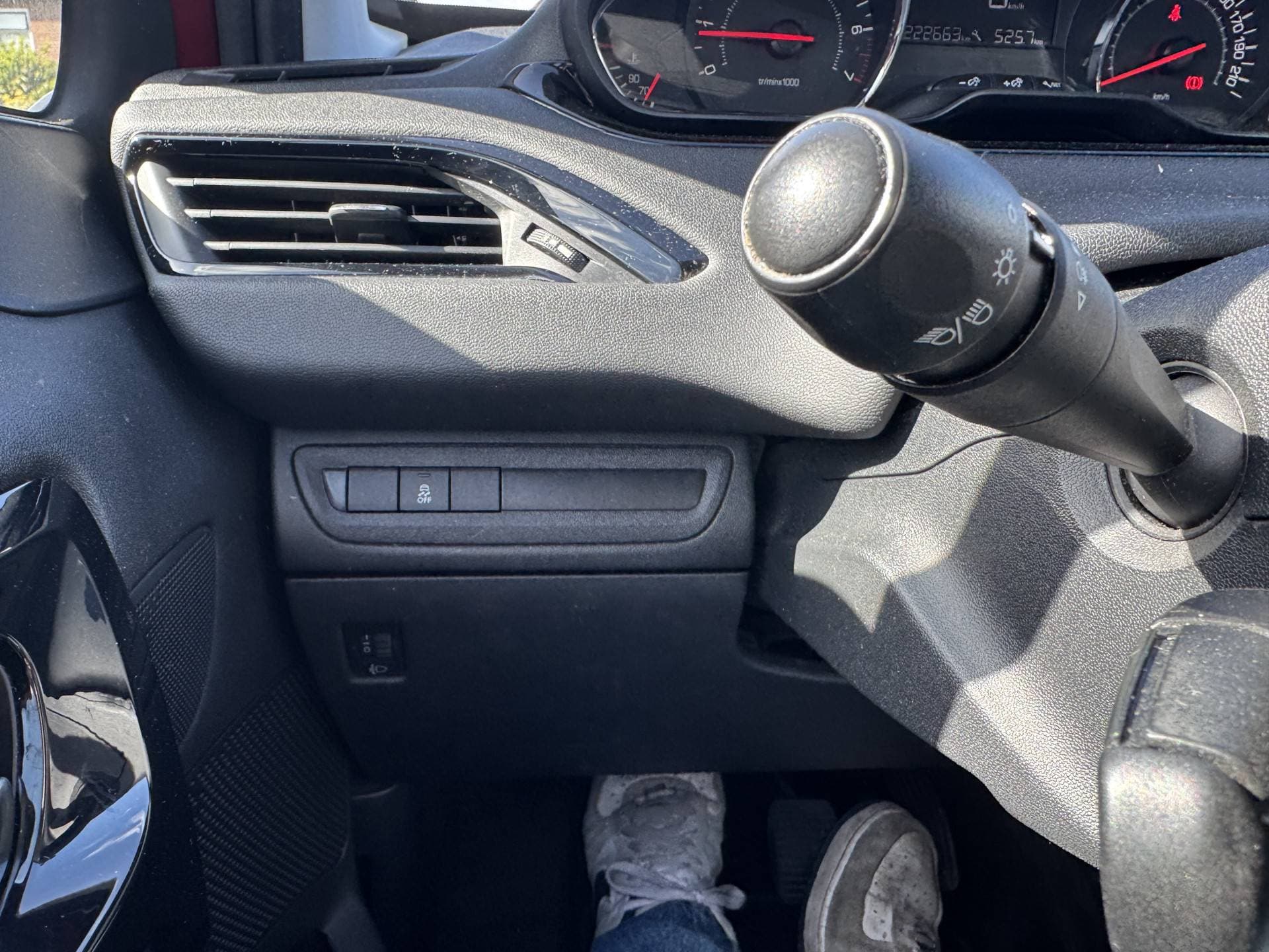 Peugeot 208 1.2 VTi Active thumbnail 17