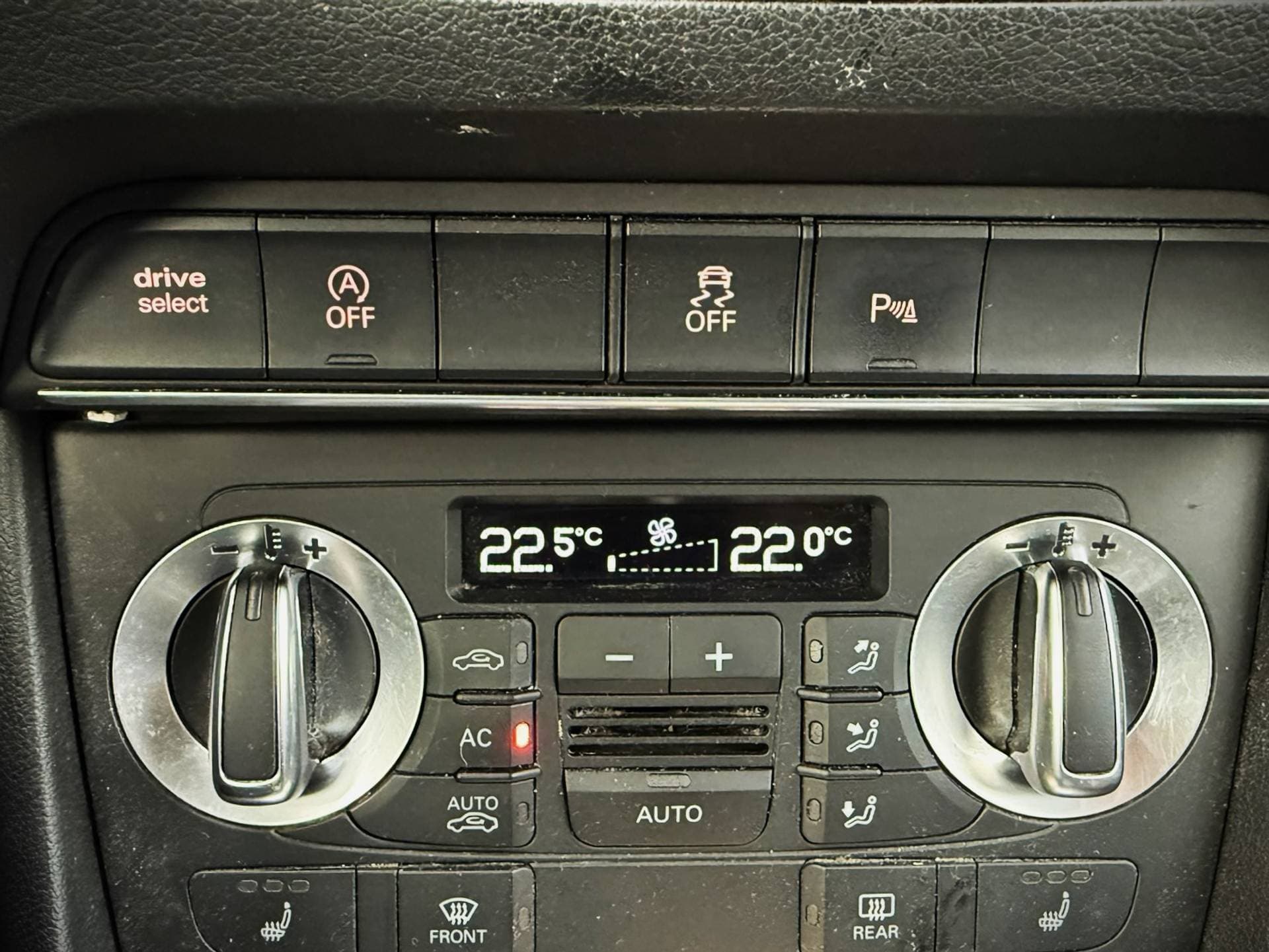 Audi Q3 thumbnail 13