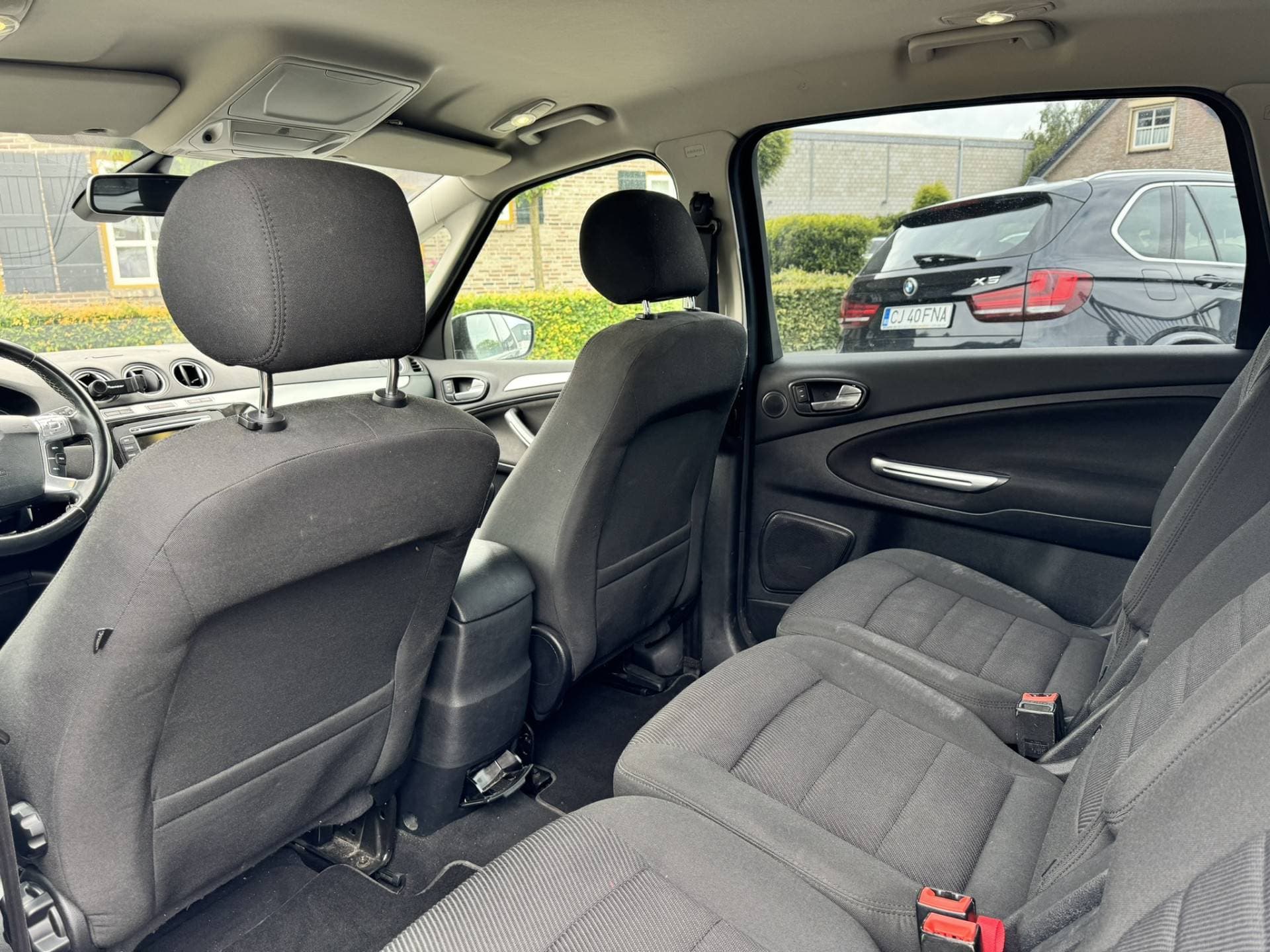 Ford S-Max thumbnail 8