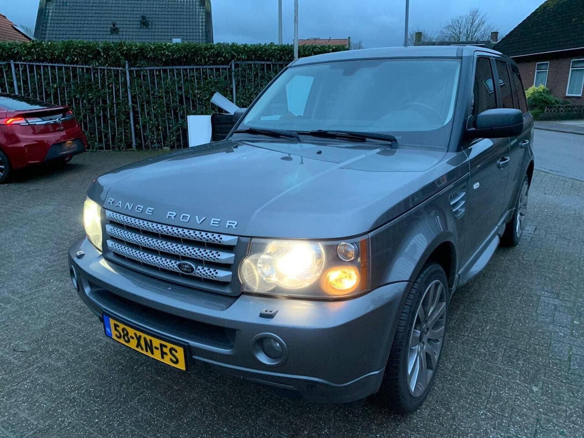 Land Rover Range Rover Sport thumbnail 5