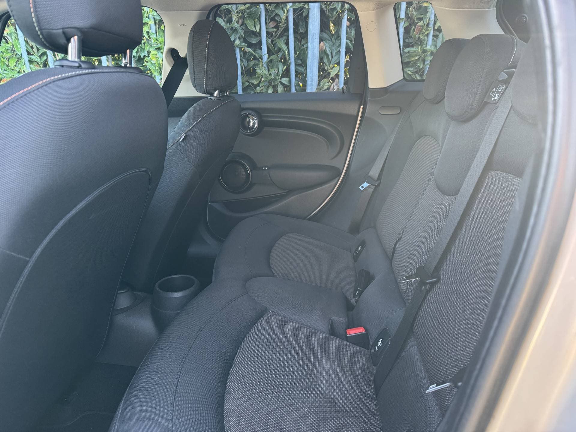 MINI Cooper Mini 1.5 D Business thumbnail 12