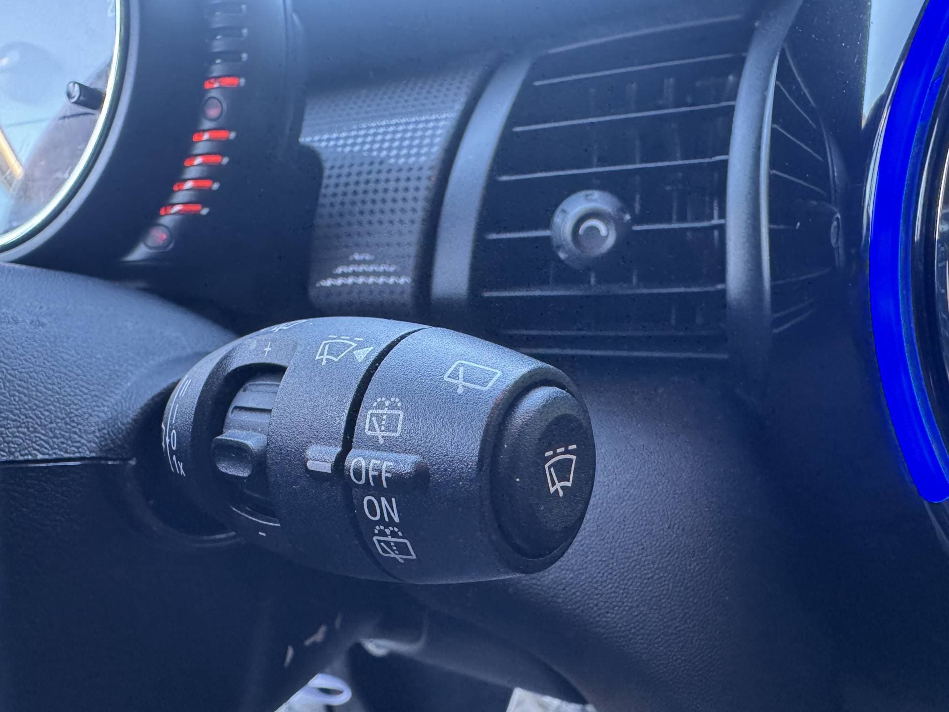 MINI Cooper Mini 1.5 D Business thumbnail 15