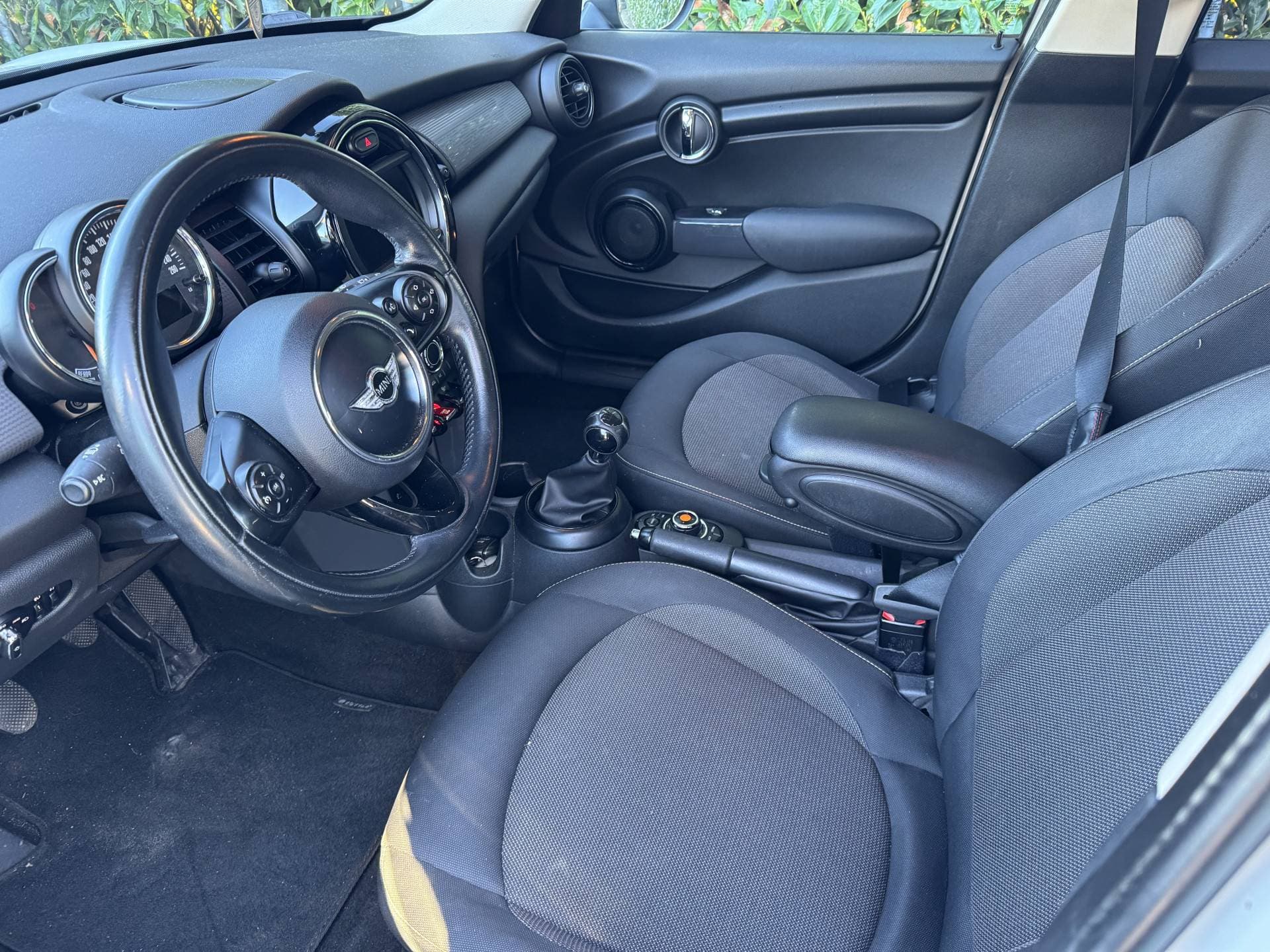 MINI Cooper Mini 1.5 D Business thumbnail 22