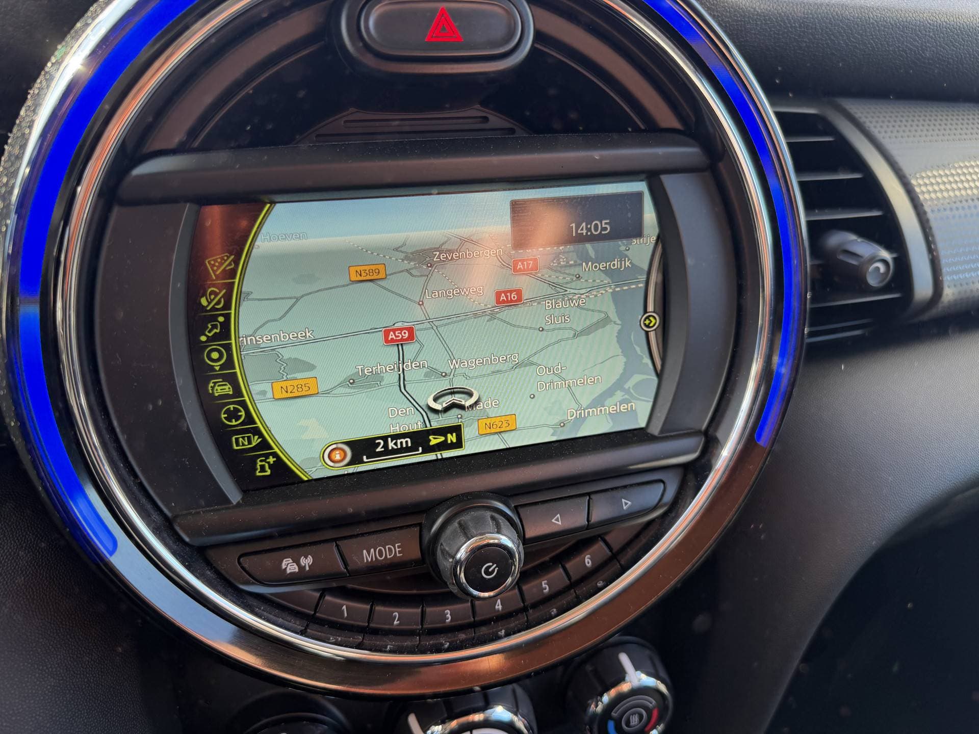 MINI Cooper Mini 1.5 D Business thumbnail 9