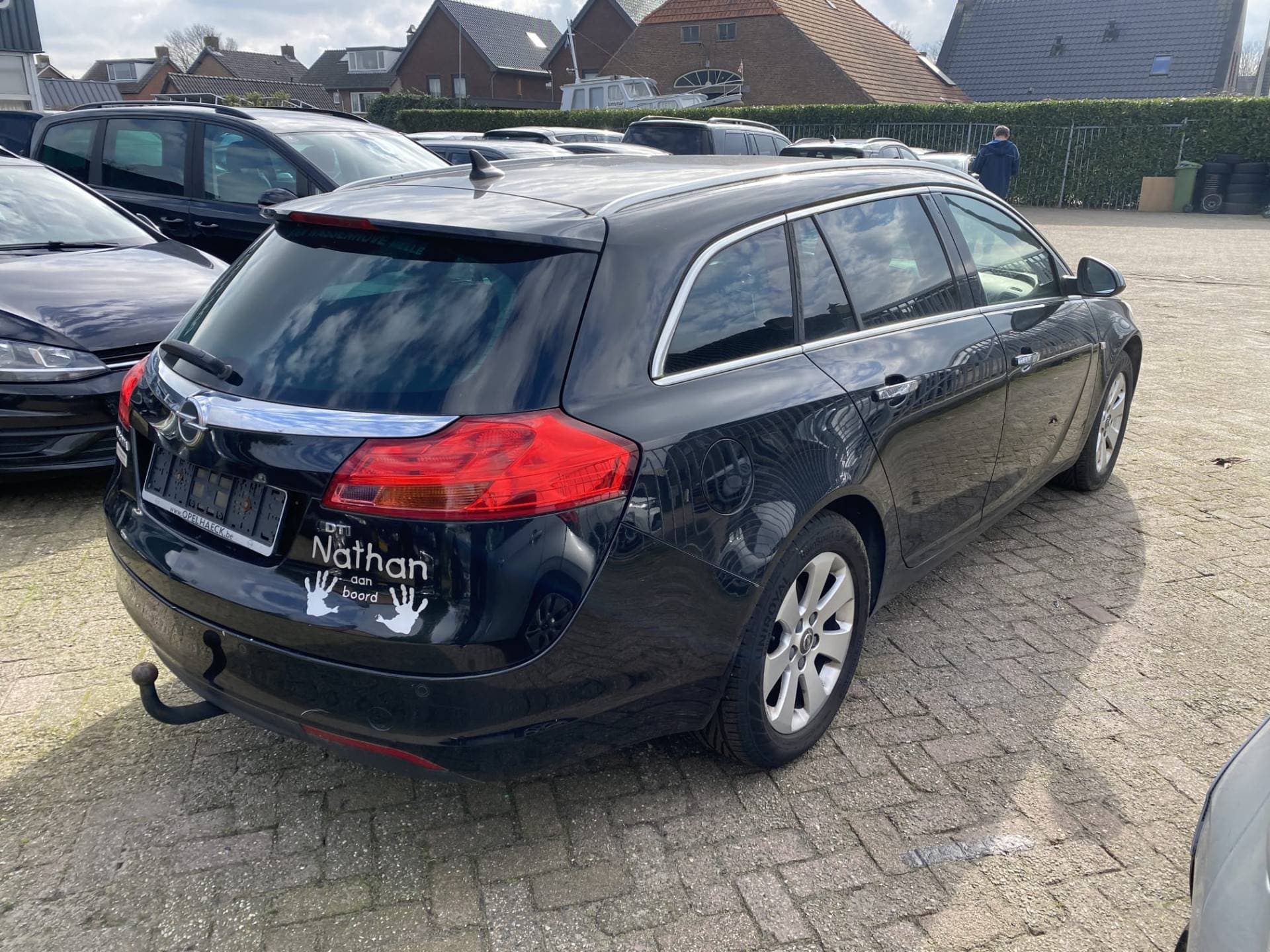 Opel Insignia thumbnail 2