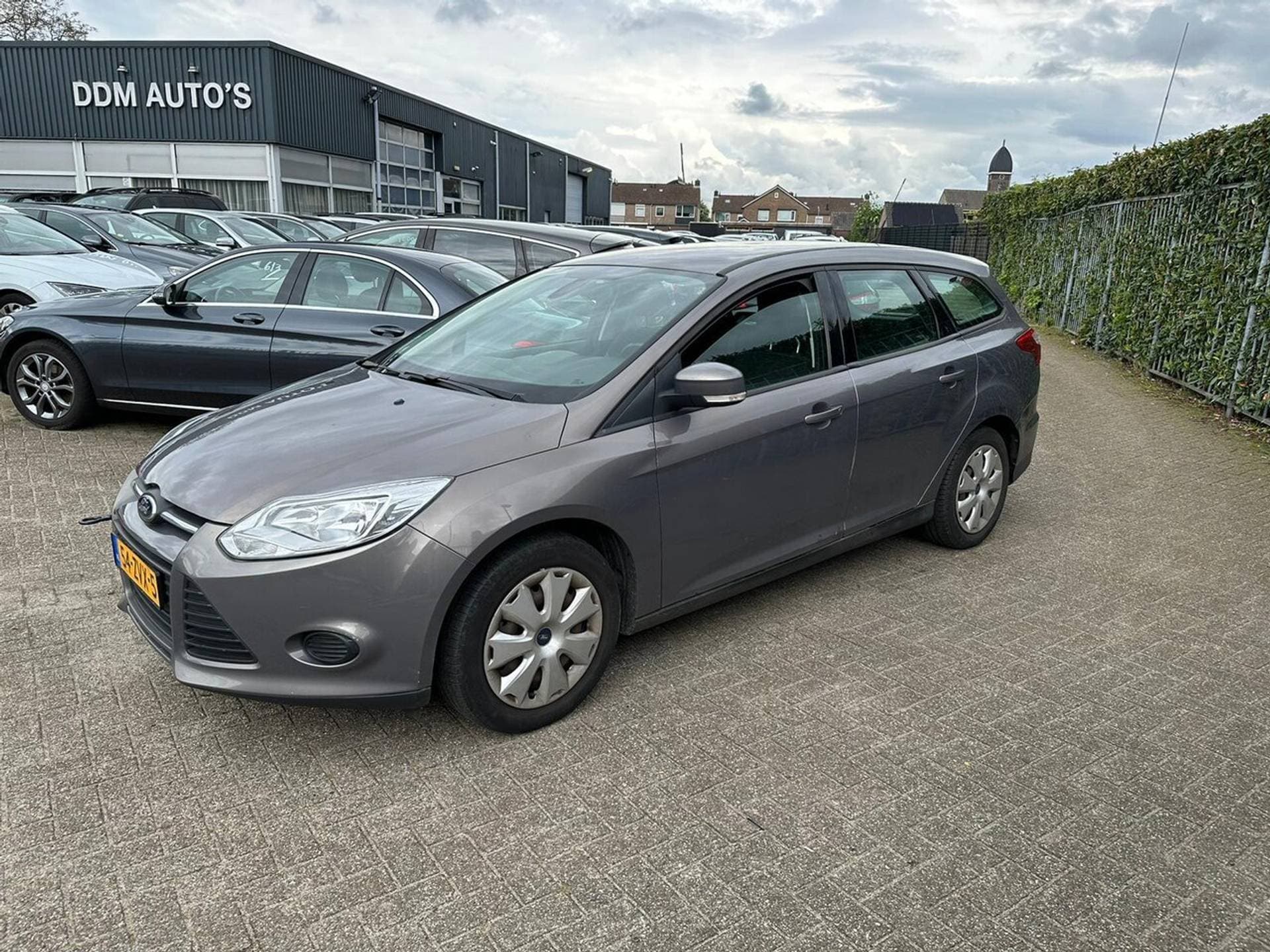 Ford Focus thumbnail 2