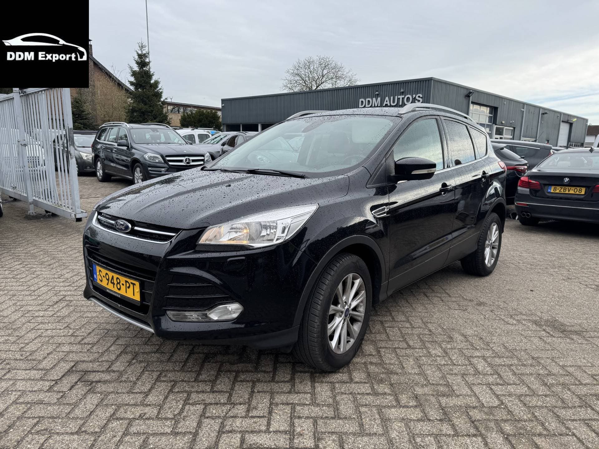 Ford Kuga thumbnail 2