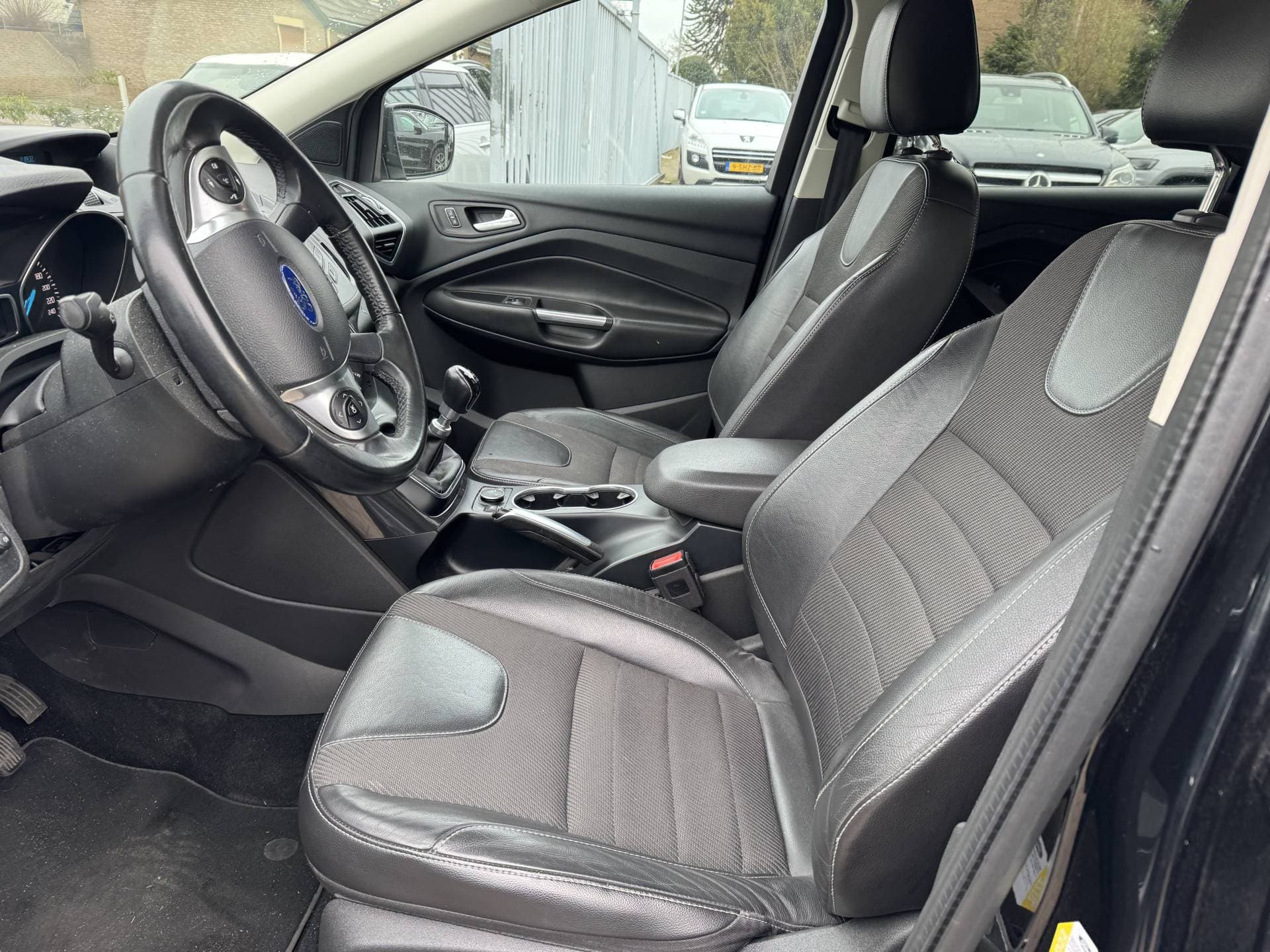 Ford Kuga thumbnail 18