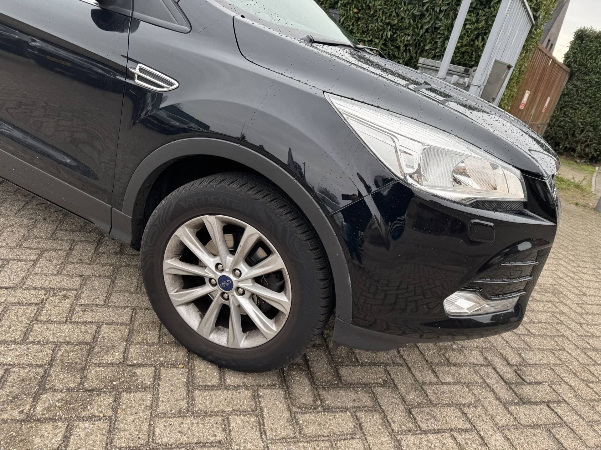 Ford Kuga thumbnail 8