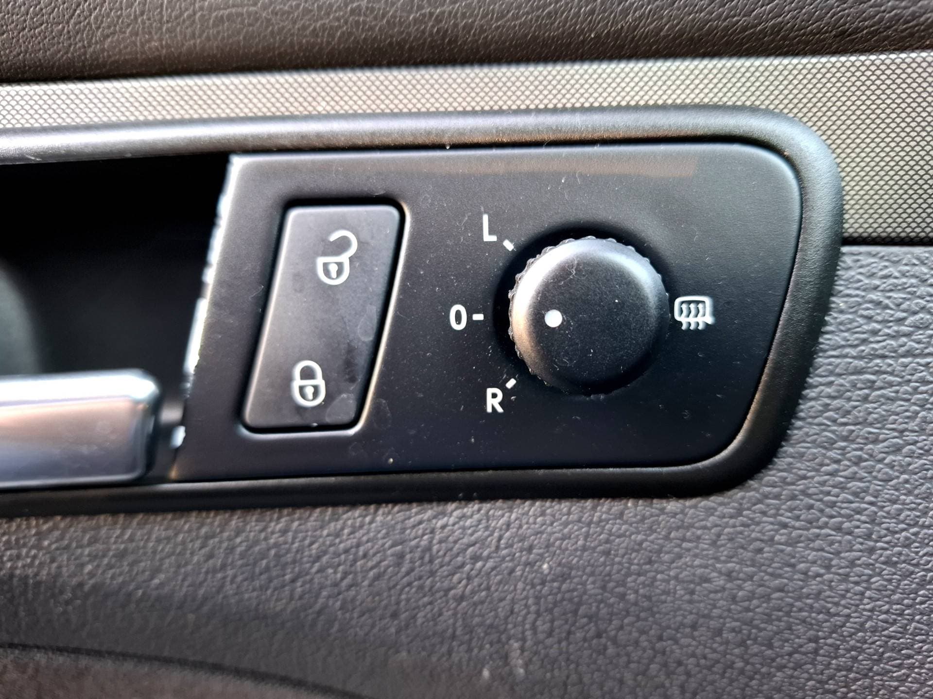 Volkswagen Touran thumbnail 5