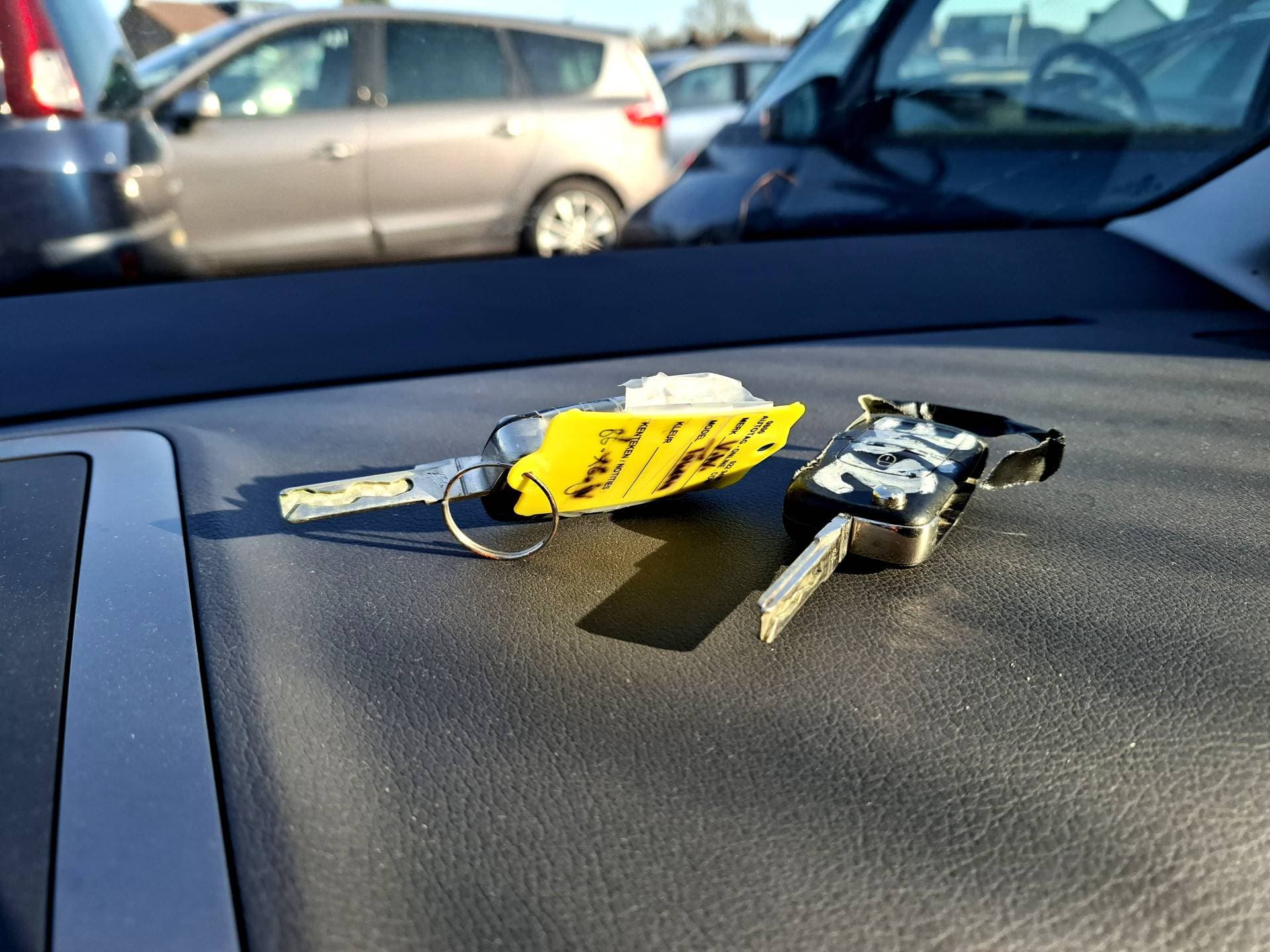 Volkswagen Touran thumbnail 7