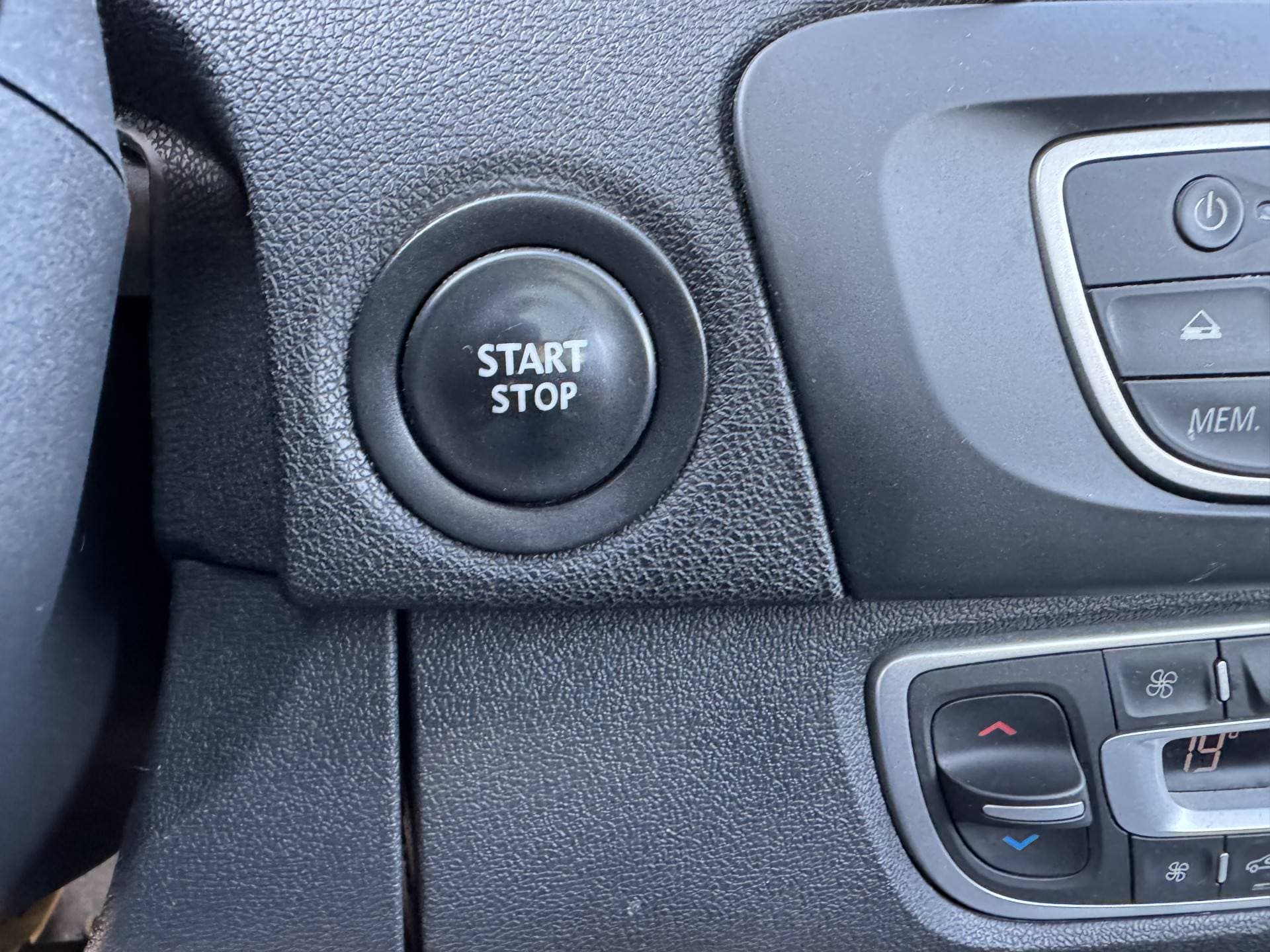 Renault Scénic thumbnail 12