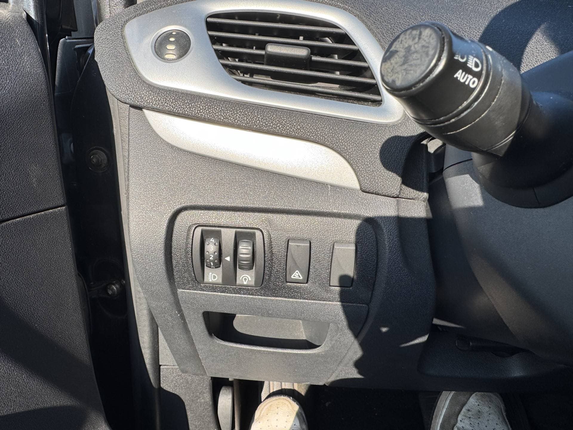 Renault Scénic thumbnail 16