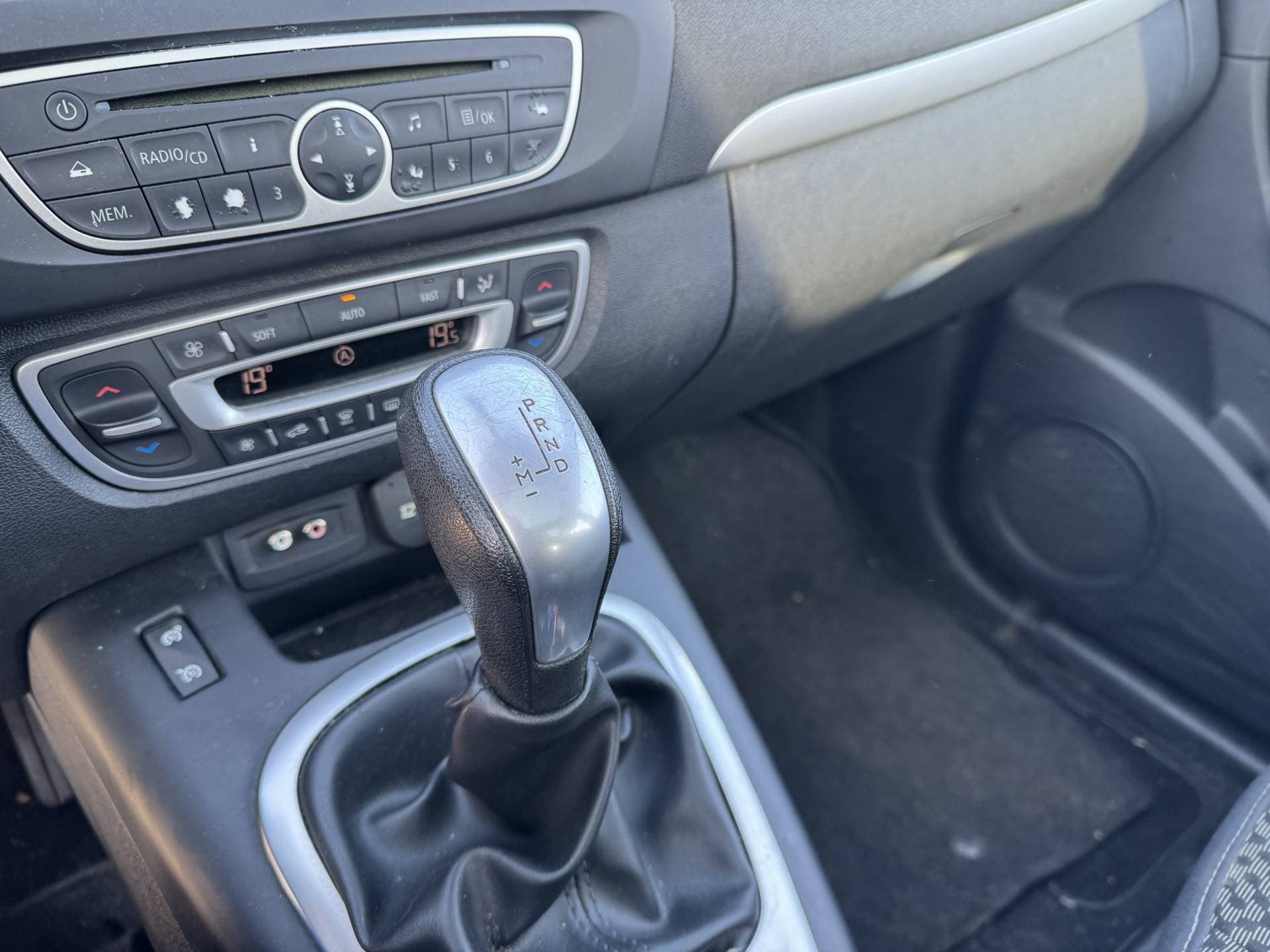 Renault Scénic thumbnail 6