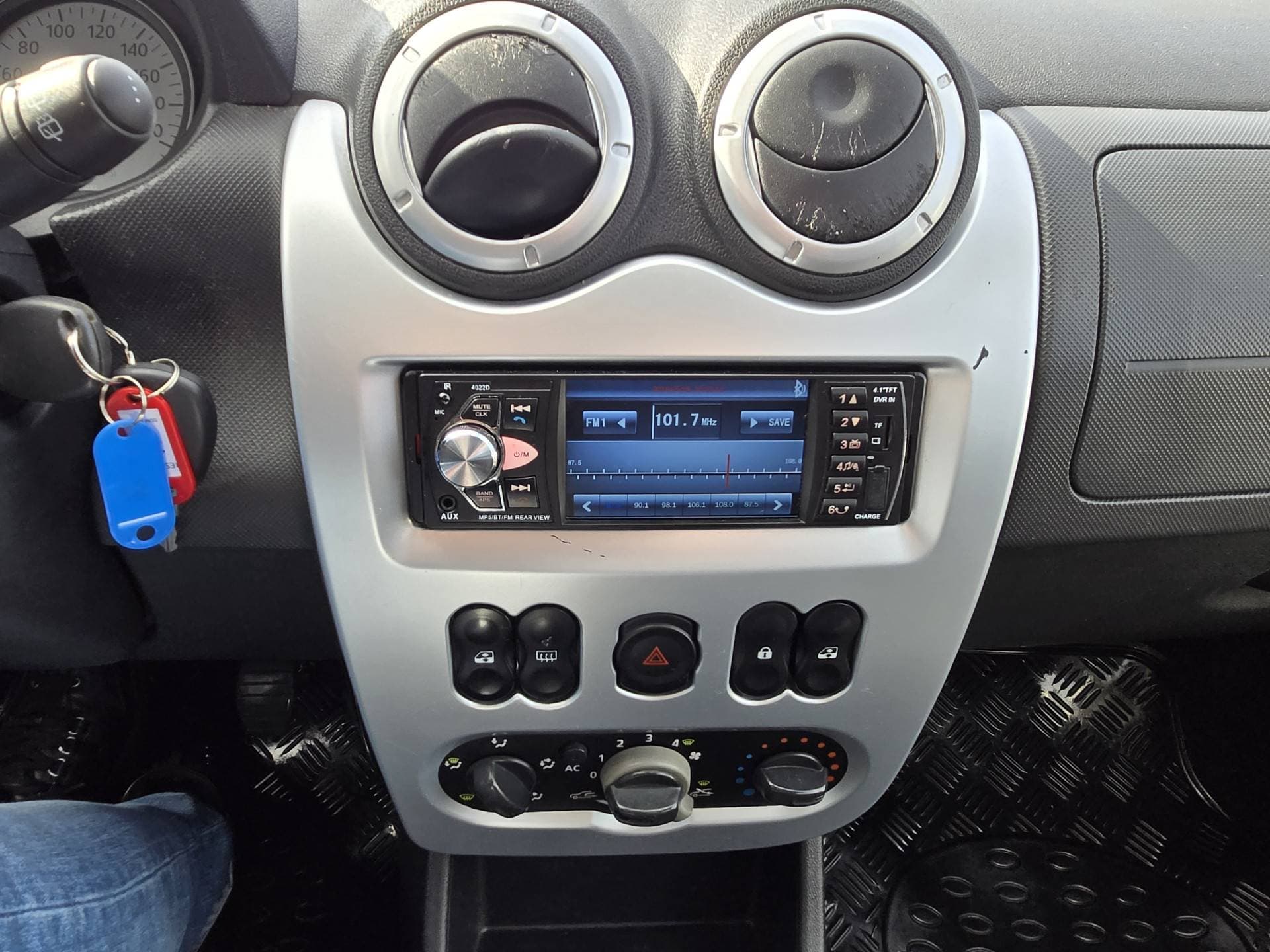 Dacia Sandero thumbnail 12