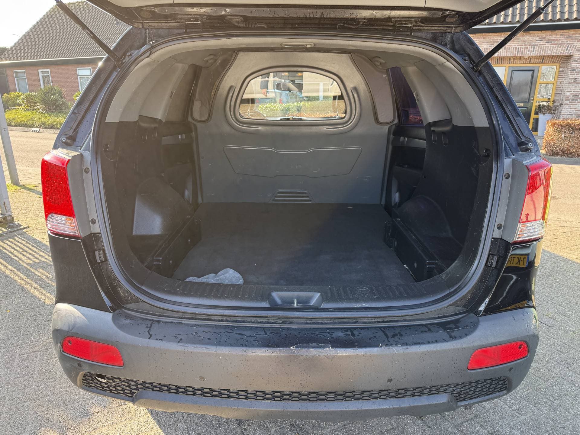 Kia Sorento thumbnail 11