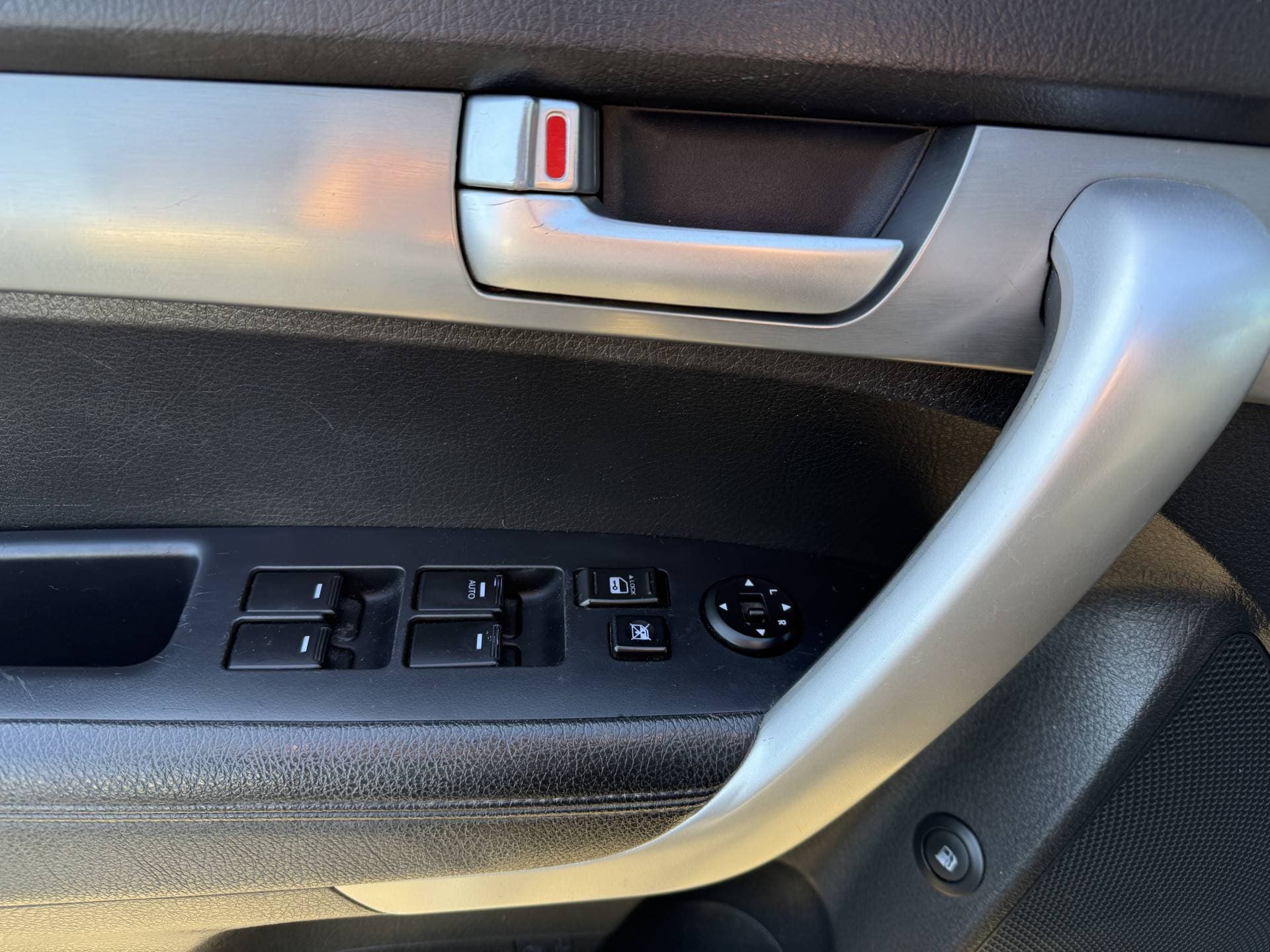 Kia Sorento thumbnail 14