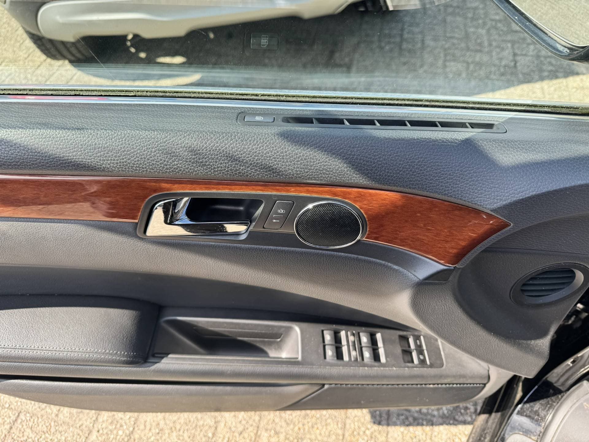 Volkswagen Phaeton thumbnail 14