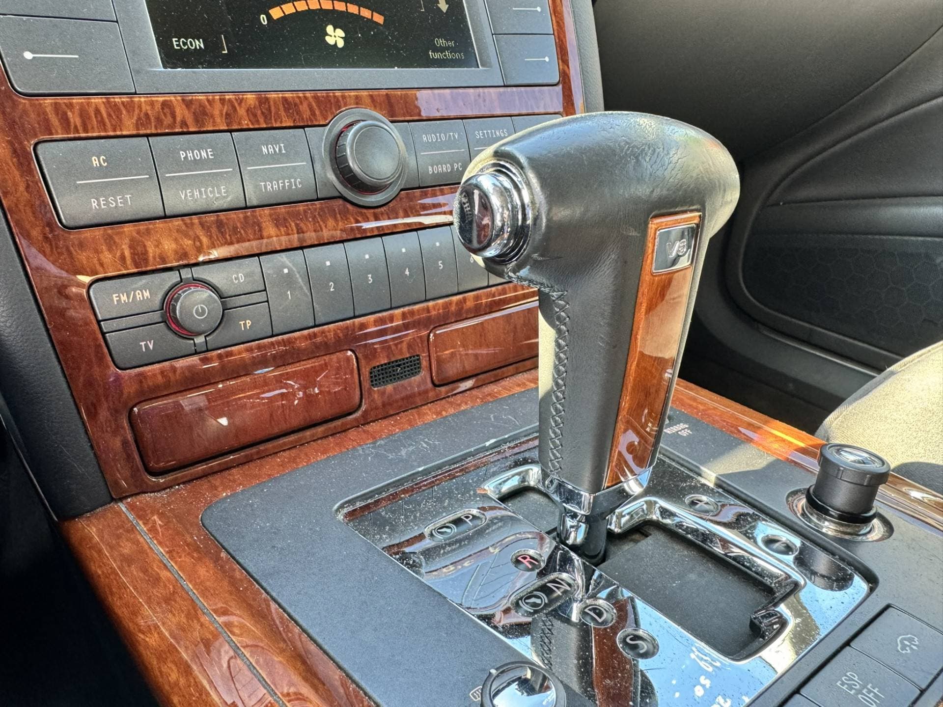 Volkswagen Phaeton thumbnail 22