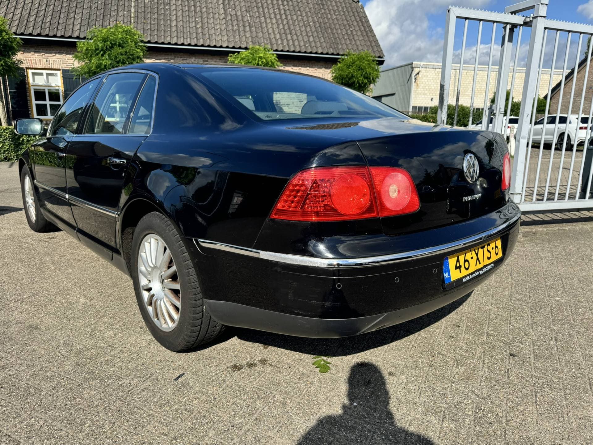 Volkswagen Phaeton thumbnail 5