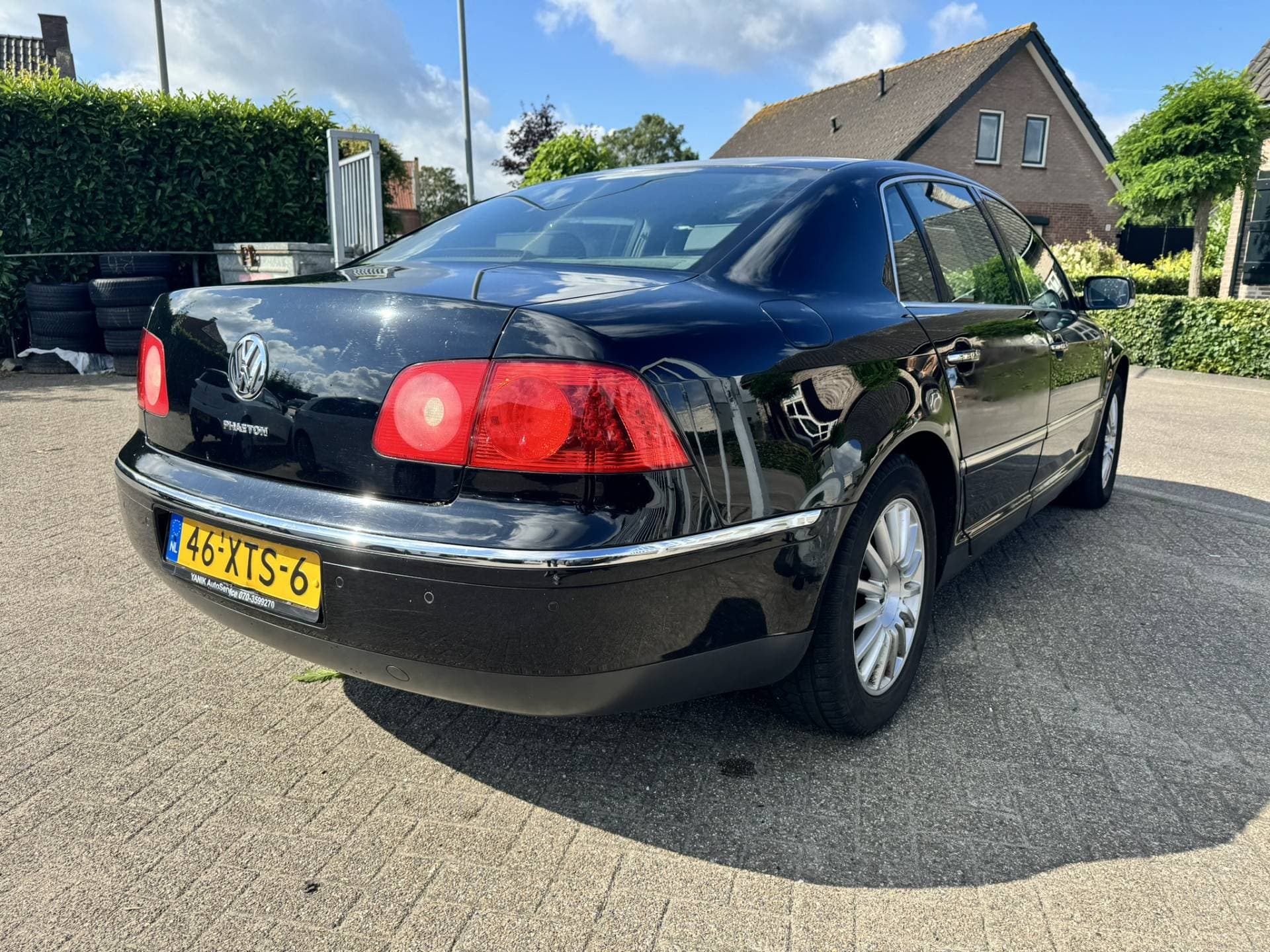 Volkswagen Phaeton thumbnail 6