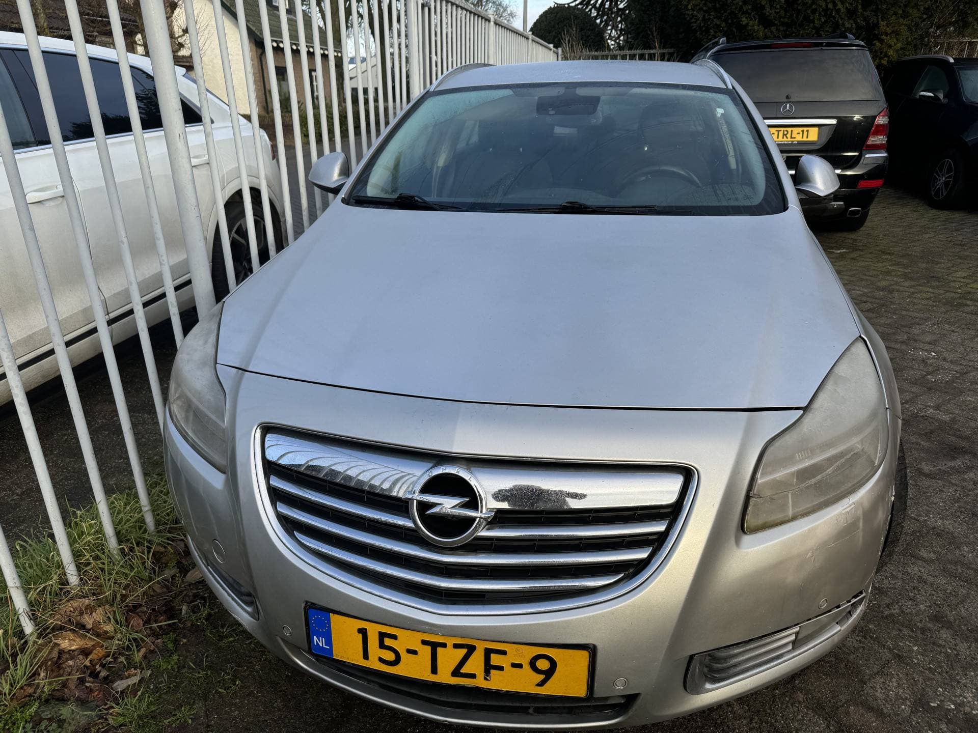 Opel Insignia thumbnail 2