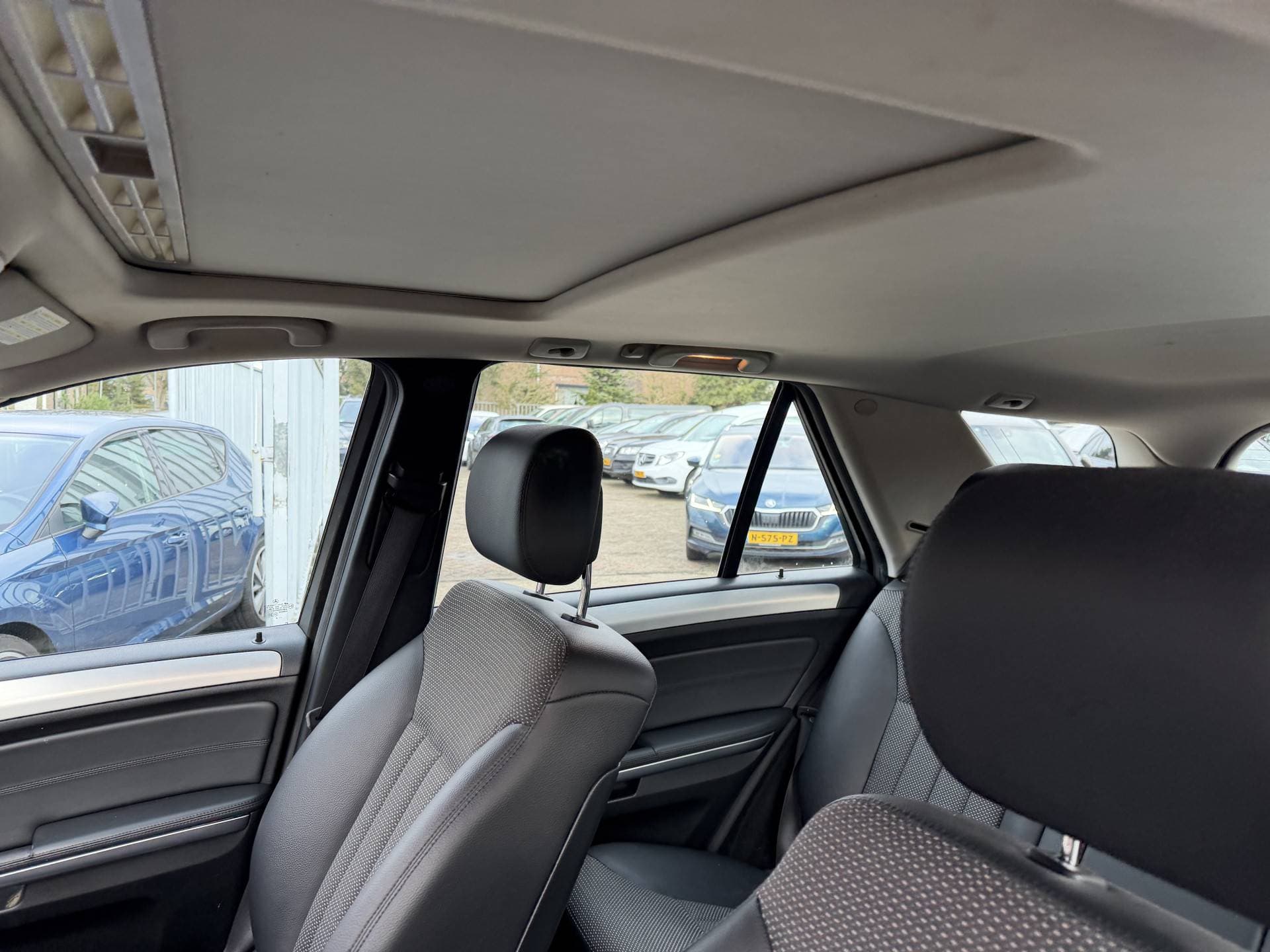 Mercedes-Benz M-Klasse 300 CDI BlueEFFICIENCY Prestige thumbnail 11