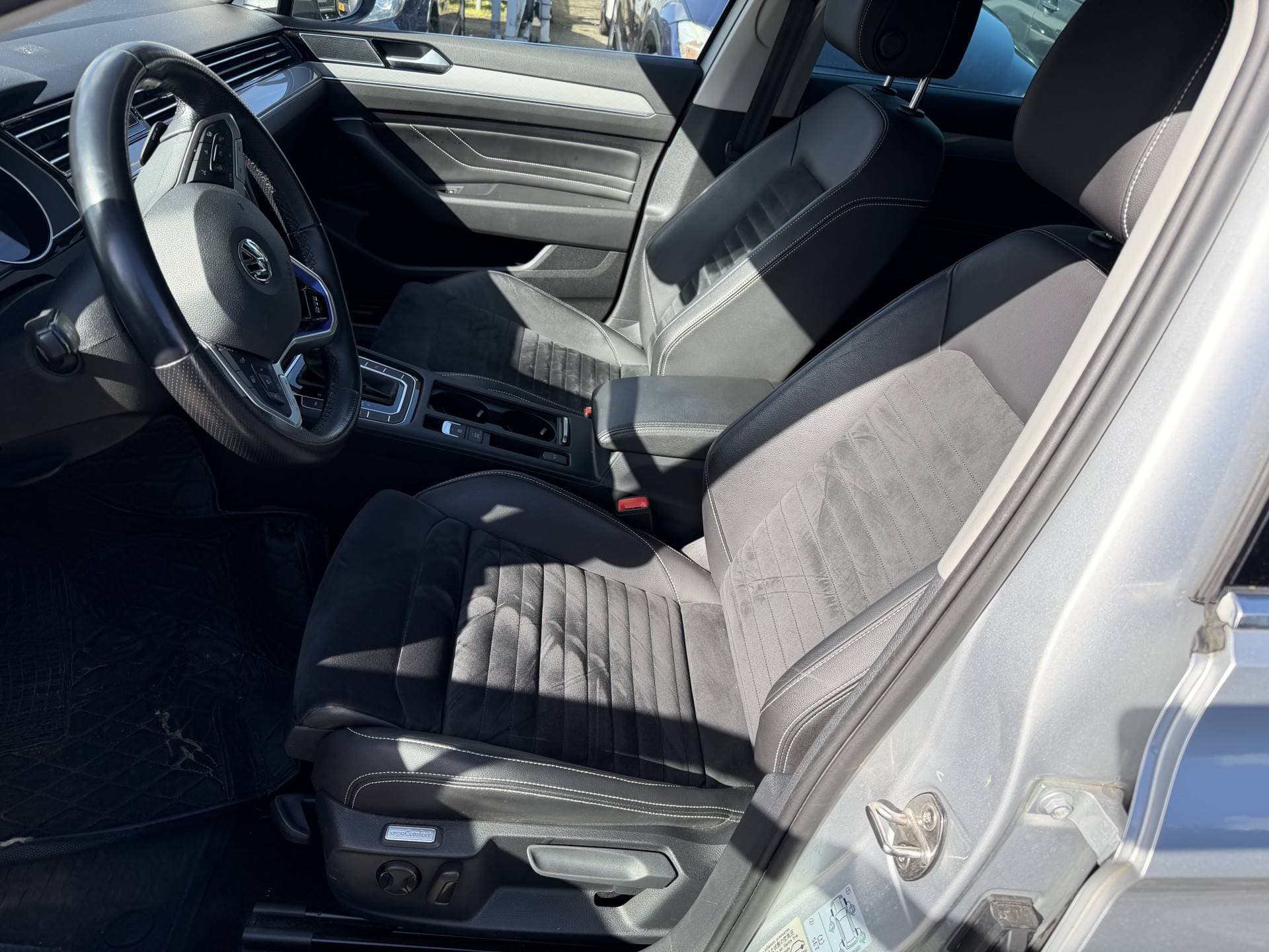 Volkswagen Passat Variant 1.4 TSI PHEV GTE Business thumbnail 22