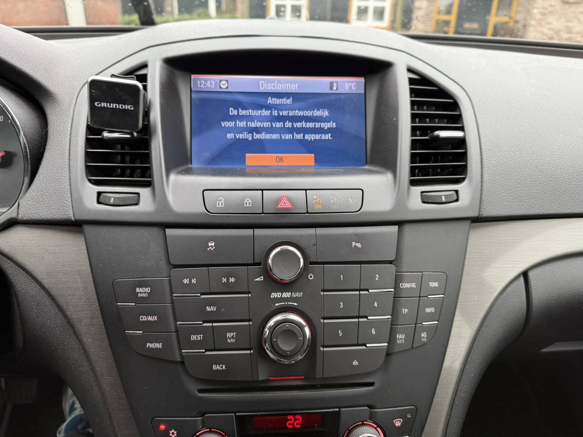 Opel Insignia thumbnail 11