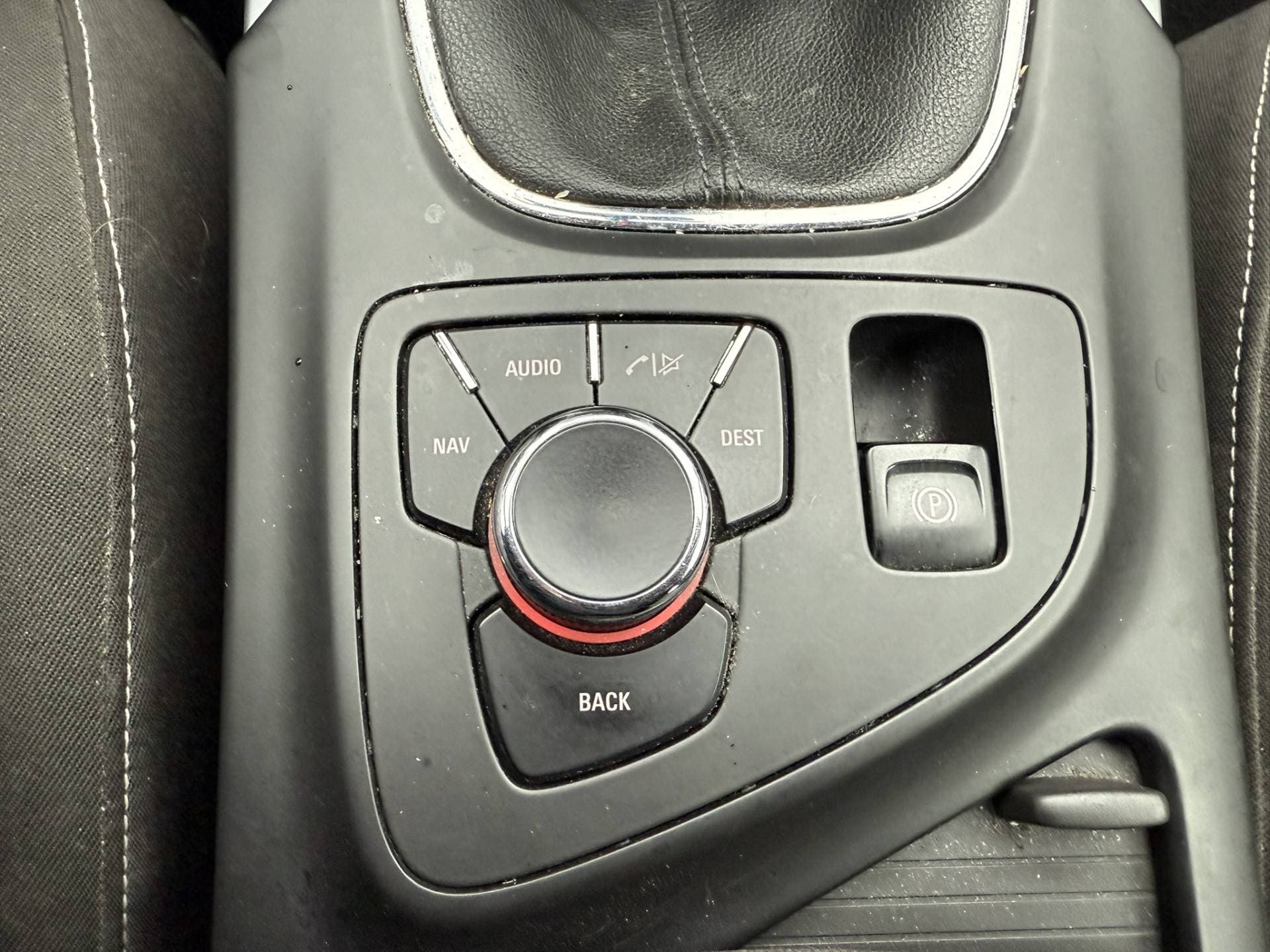 Opel Insignia thumbnail 13