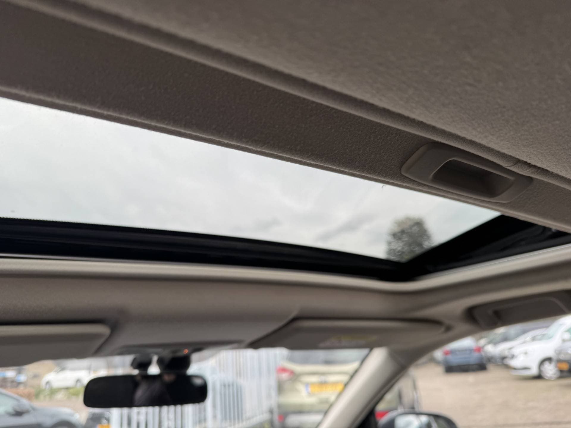 Mitsubishi Outlander 2.0 PHEV Instyle thumbnail 28