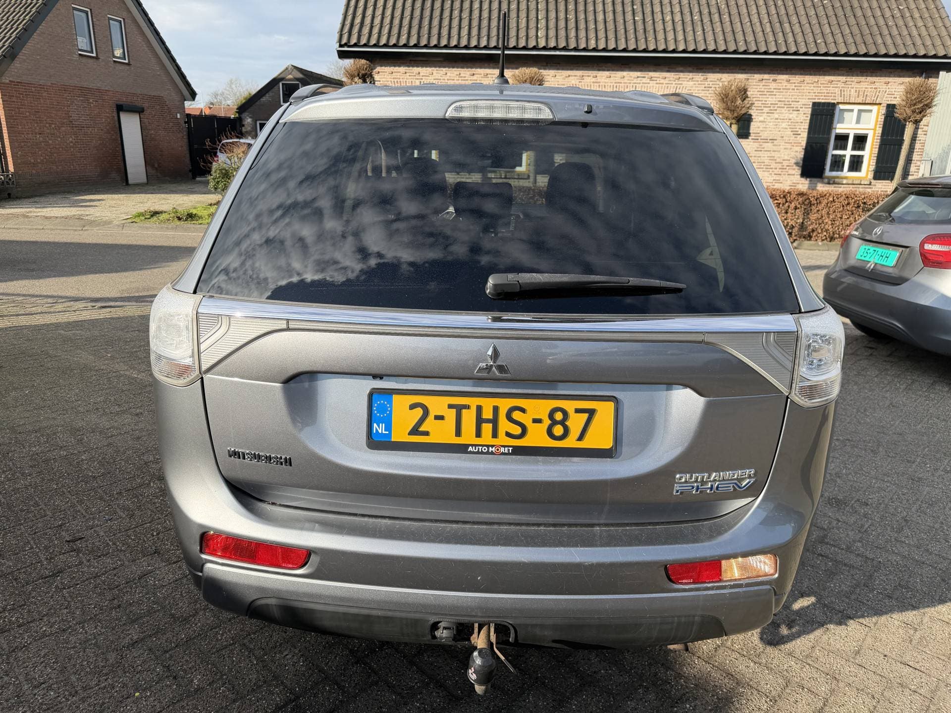 Mitsubishi Outlander 2.0 PHEV Instyle thumbnail 5