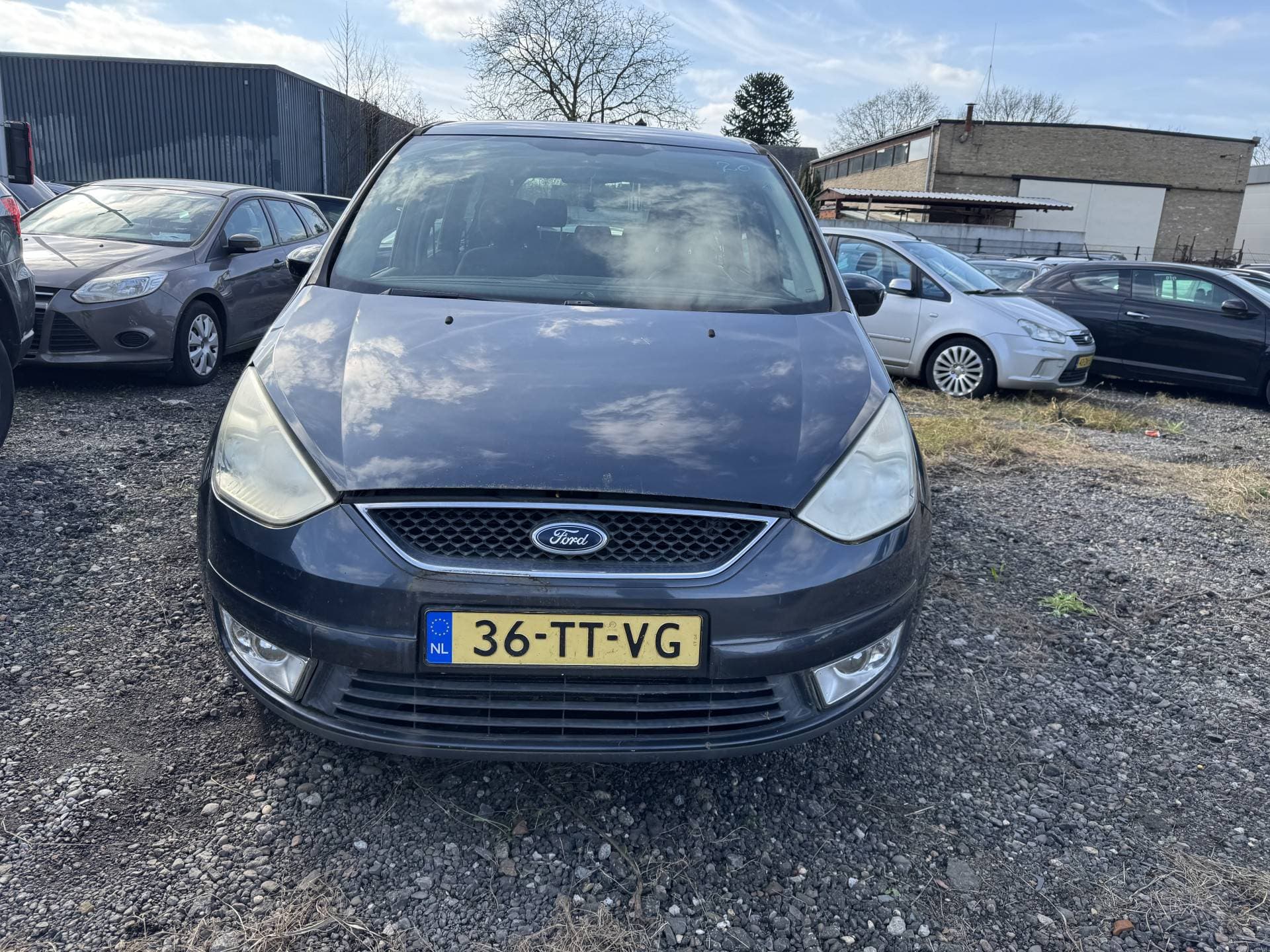 Ford Galaxy thumbnail 2