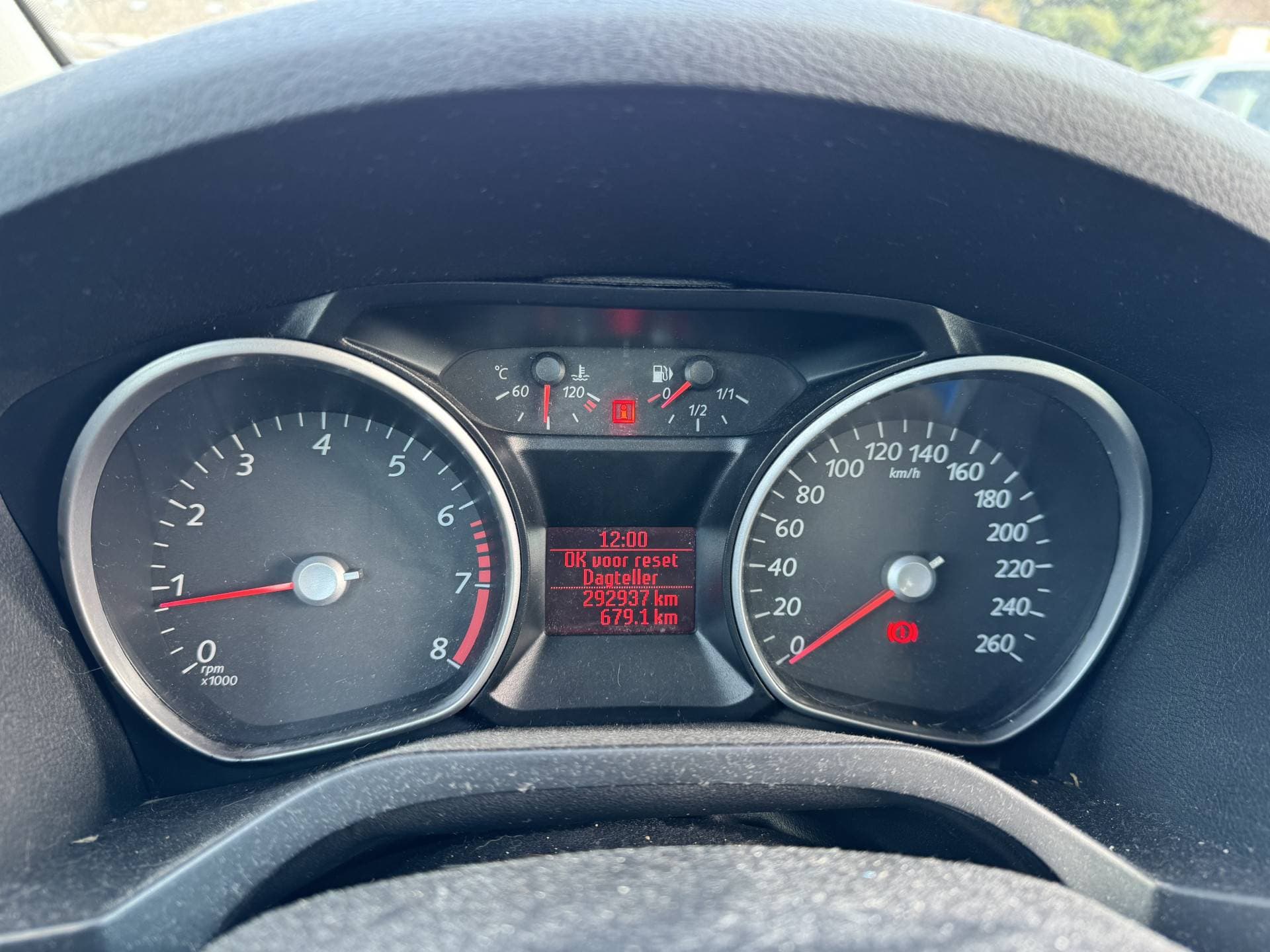 Ford Galaxy thumbnail 13