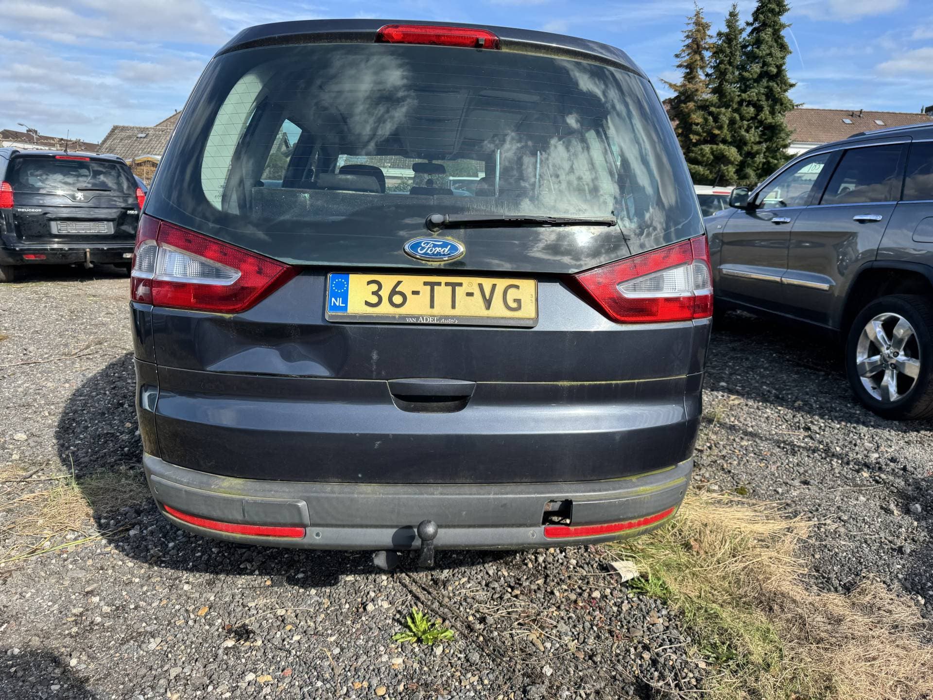 Ford Galaxy thumbnail 3