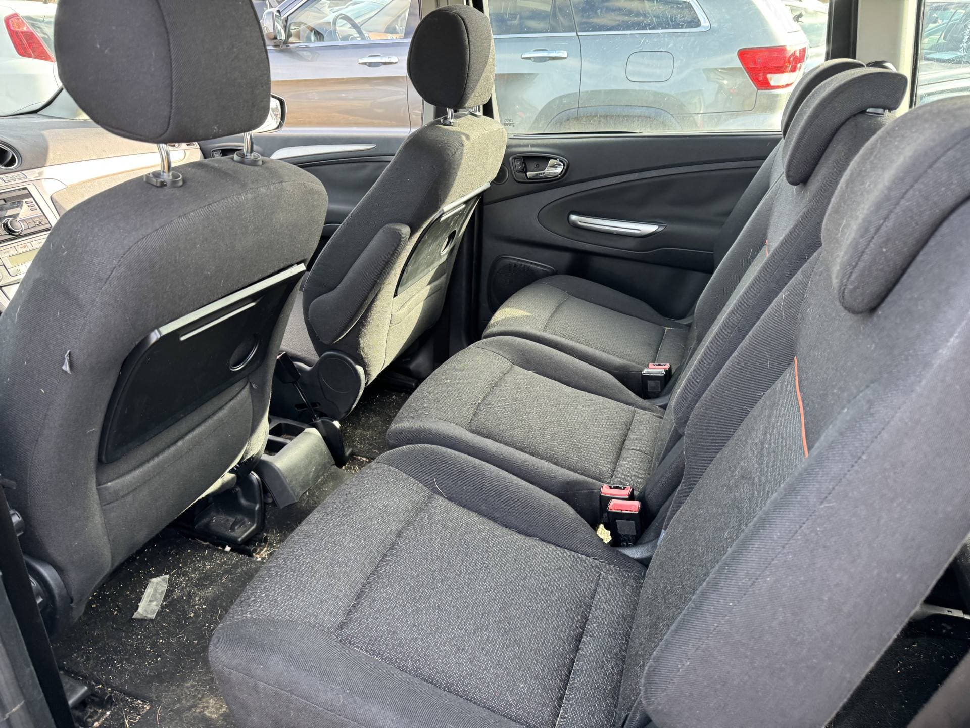 Ford Galaxy thumbnail 6