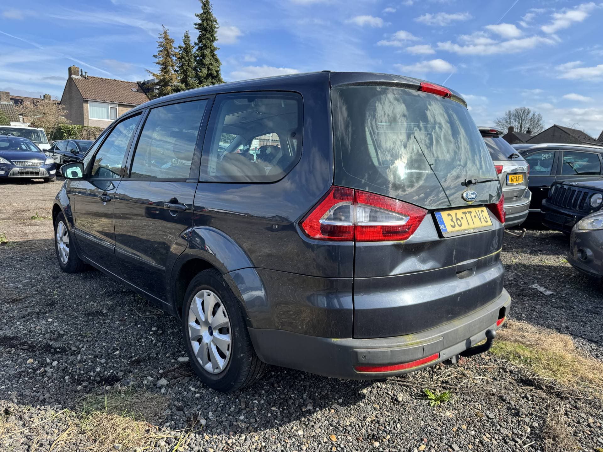 Ford Galaxy thumbnail 8